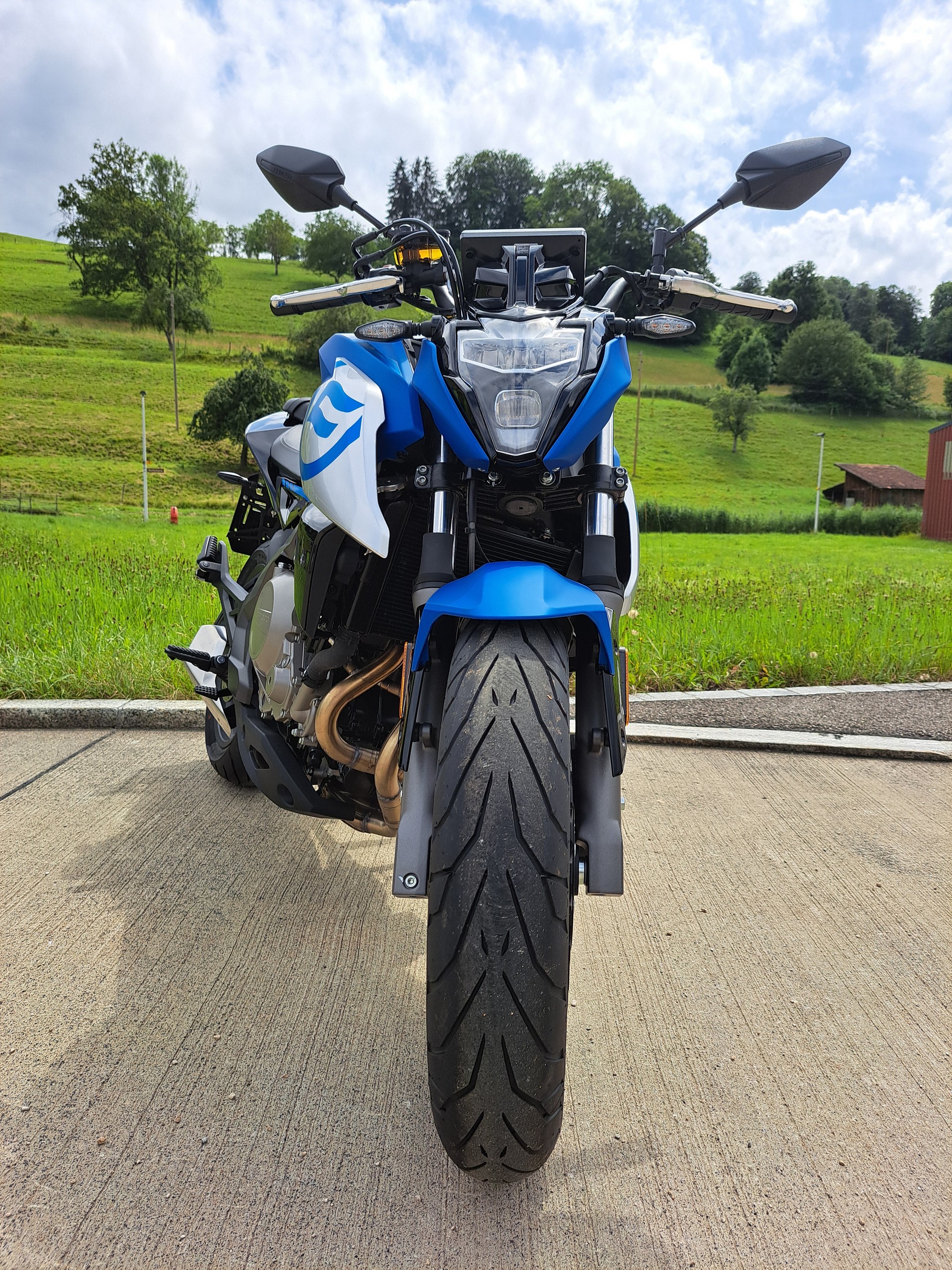 CF MOTO 650 NK-image-2