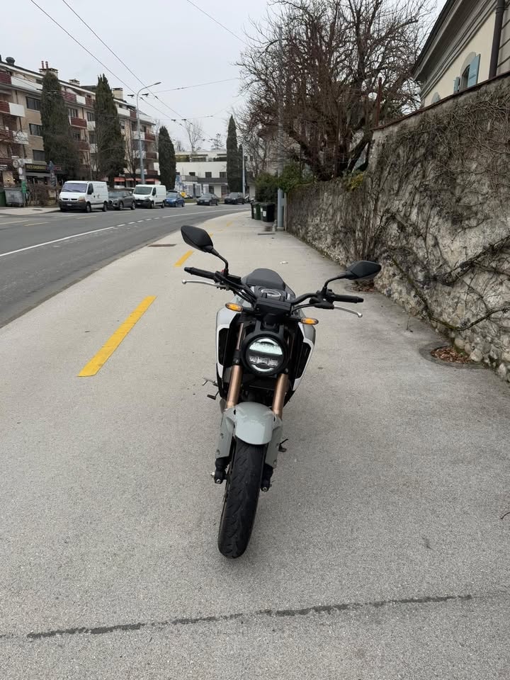 HONDA CB 125 R-image-2