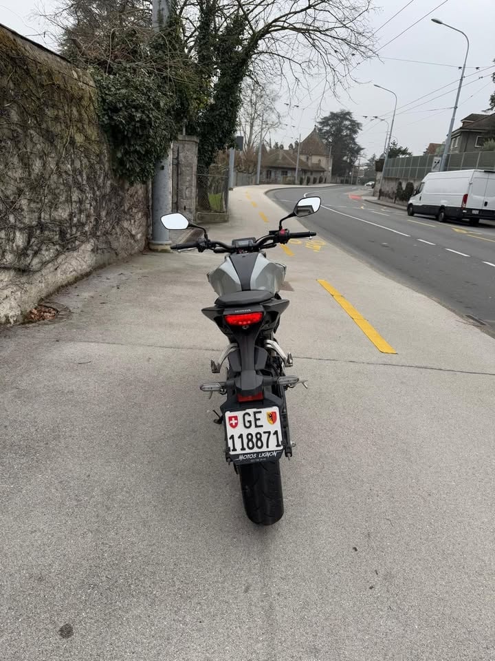 HONDA CB 125 R-image-3