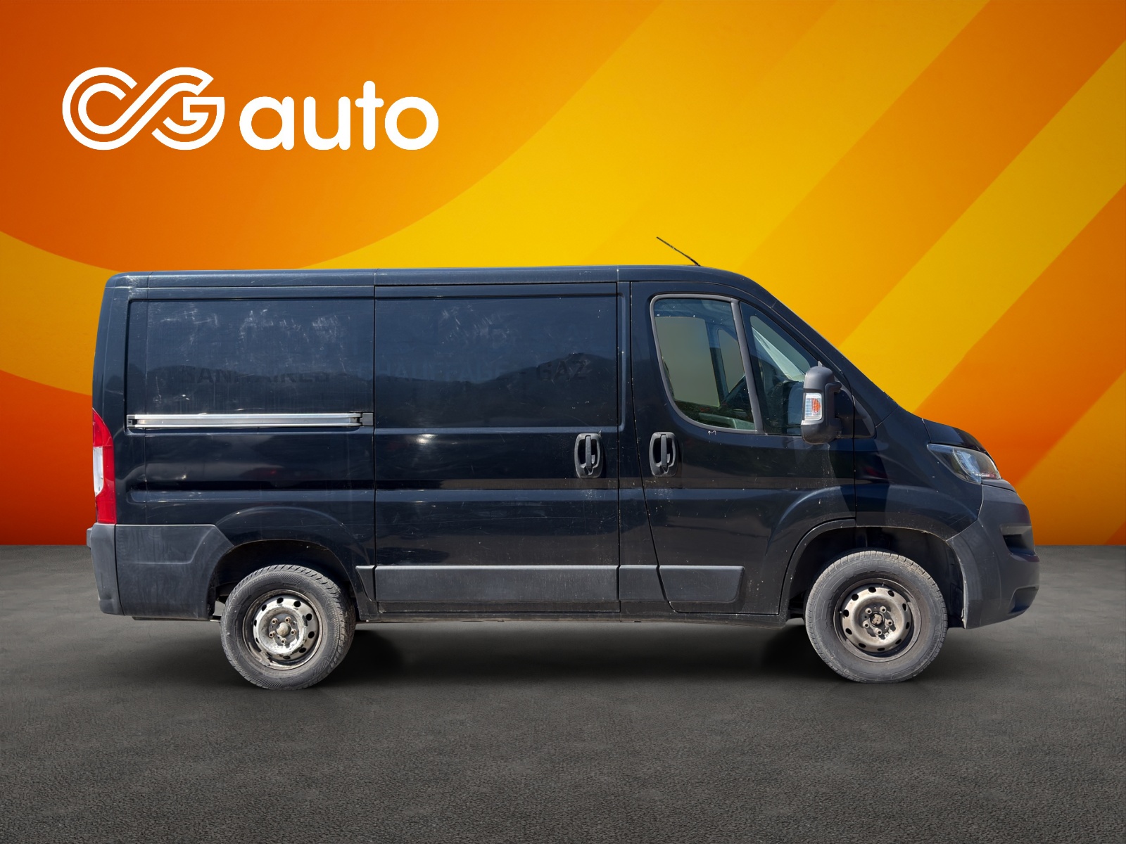 PEUGEOT Boxer 2.0 HDI 330 Allure L1H1-image-4