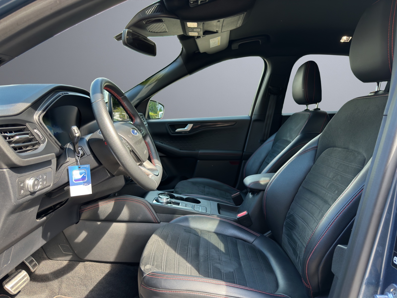 FORD Kuga 2.5 Plug-in Hybrid ST-Line X-image-4