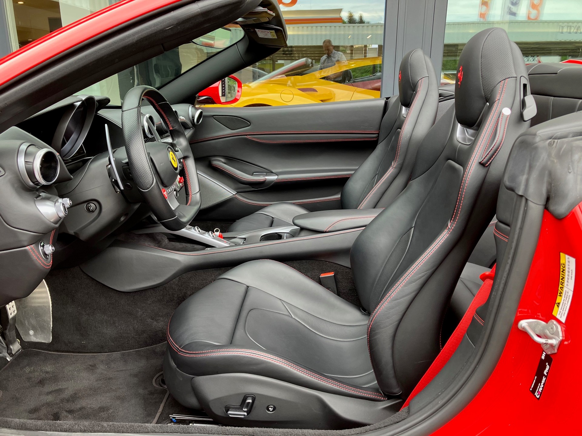 FERRARI Portofino 3.9 V8 T-image-4