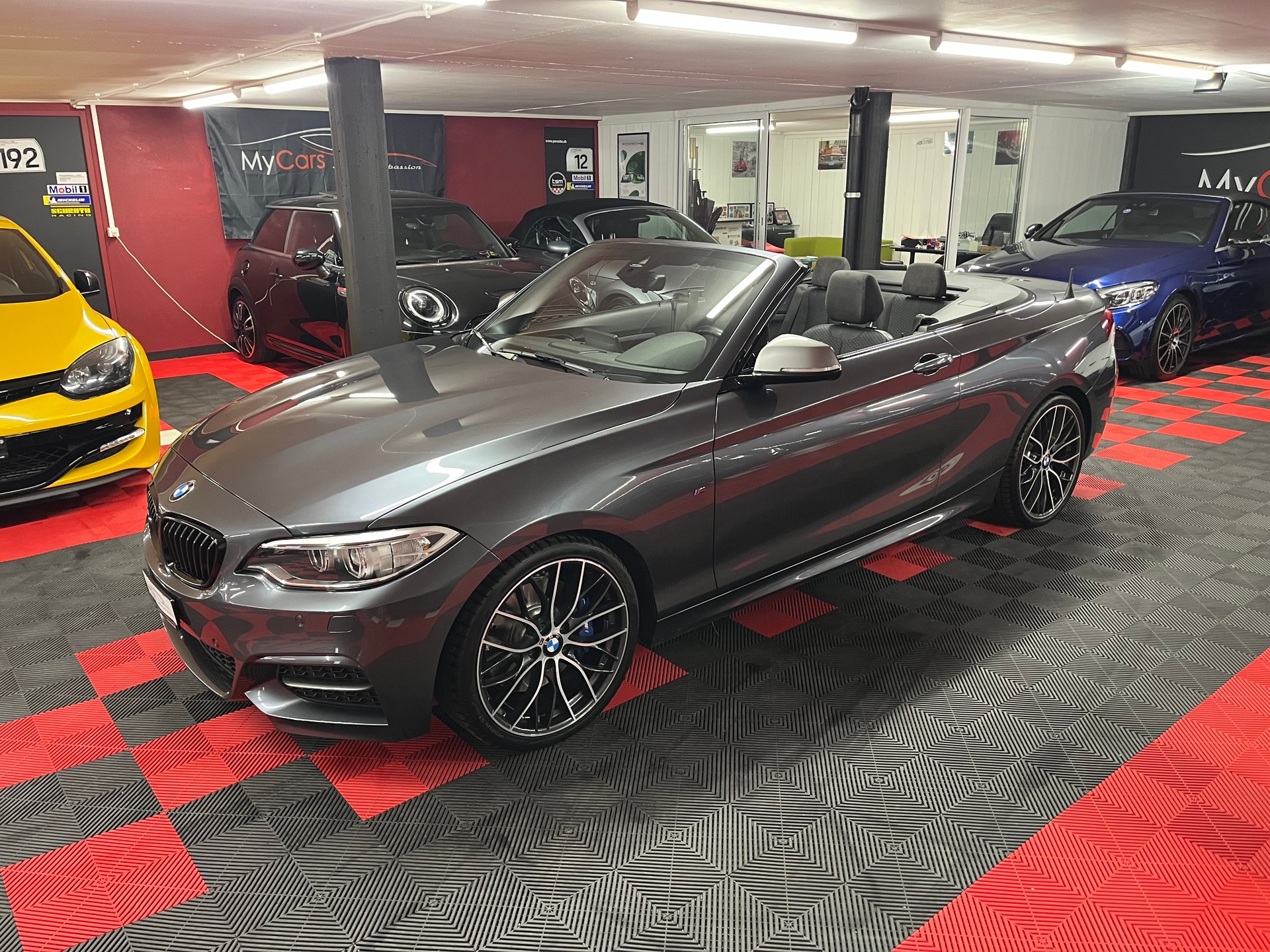 BMW M240i xDrive Steptronic-image-10