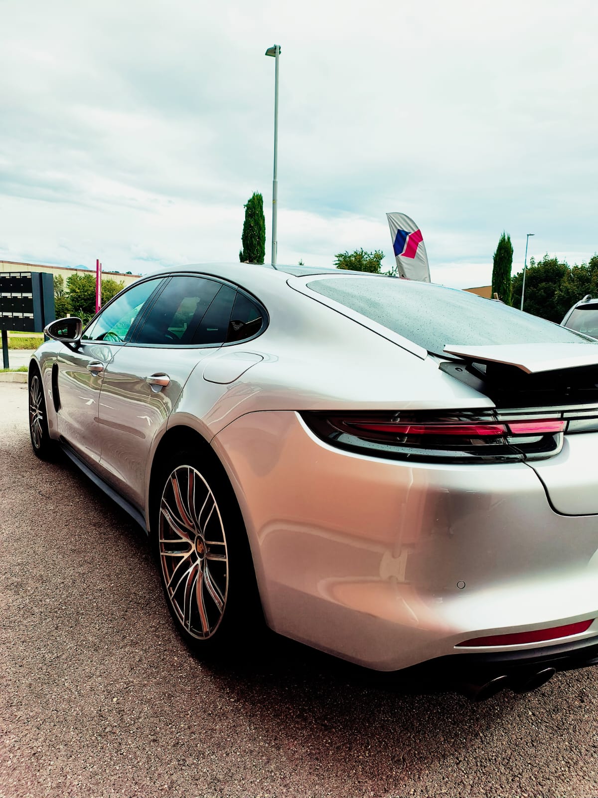 PORSCHE Panamera 4 E-Hybrid PDK-image-4