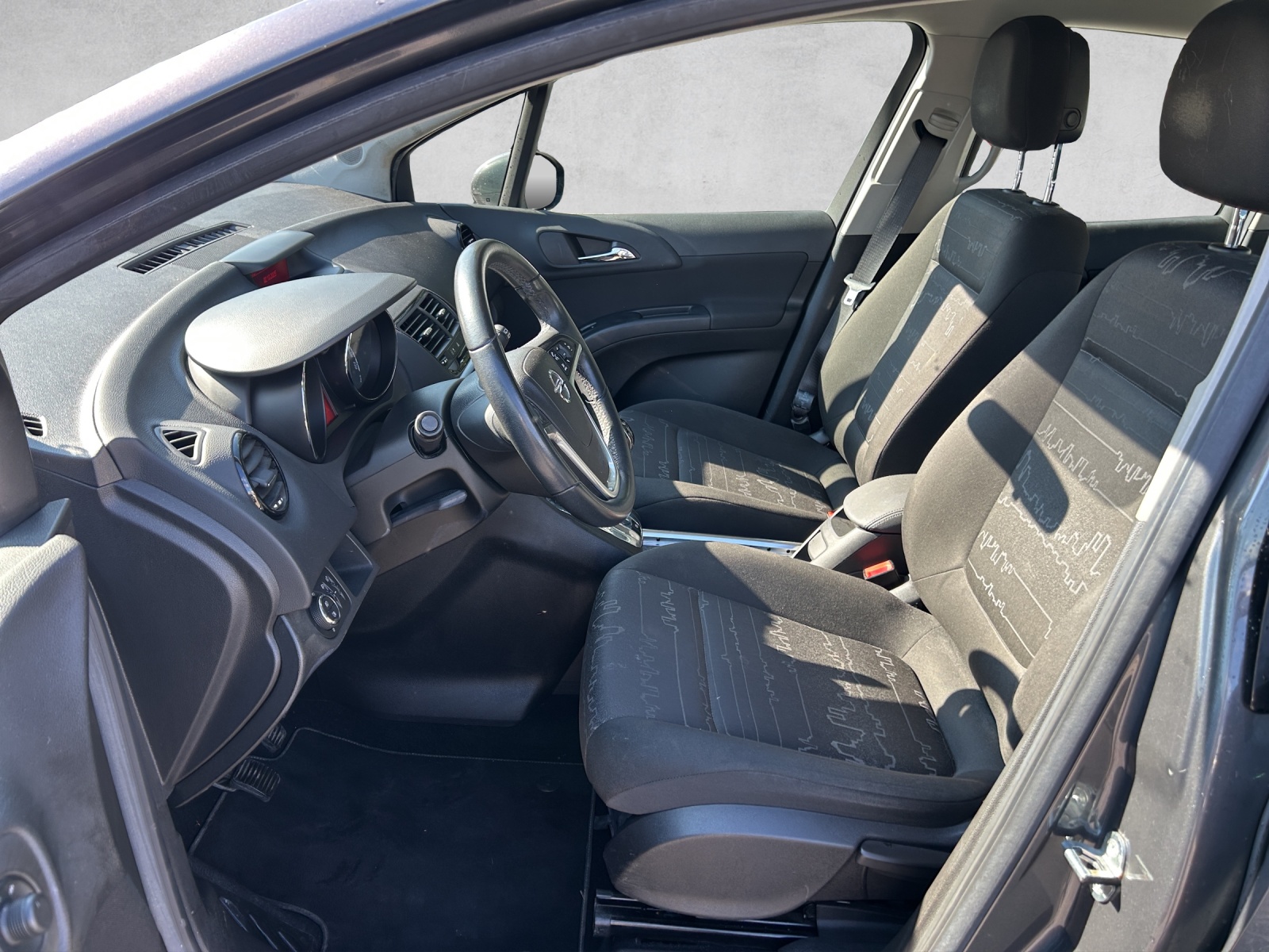OPEL Meriva 1.4 Turbo Cosmo-image-8