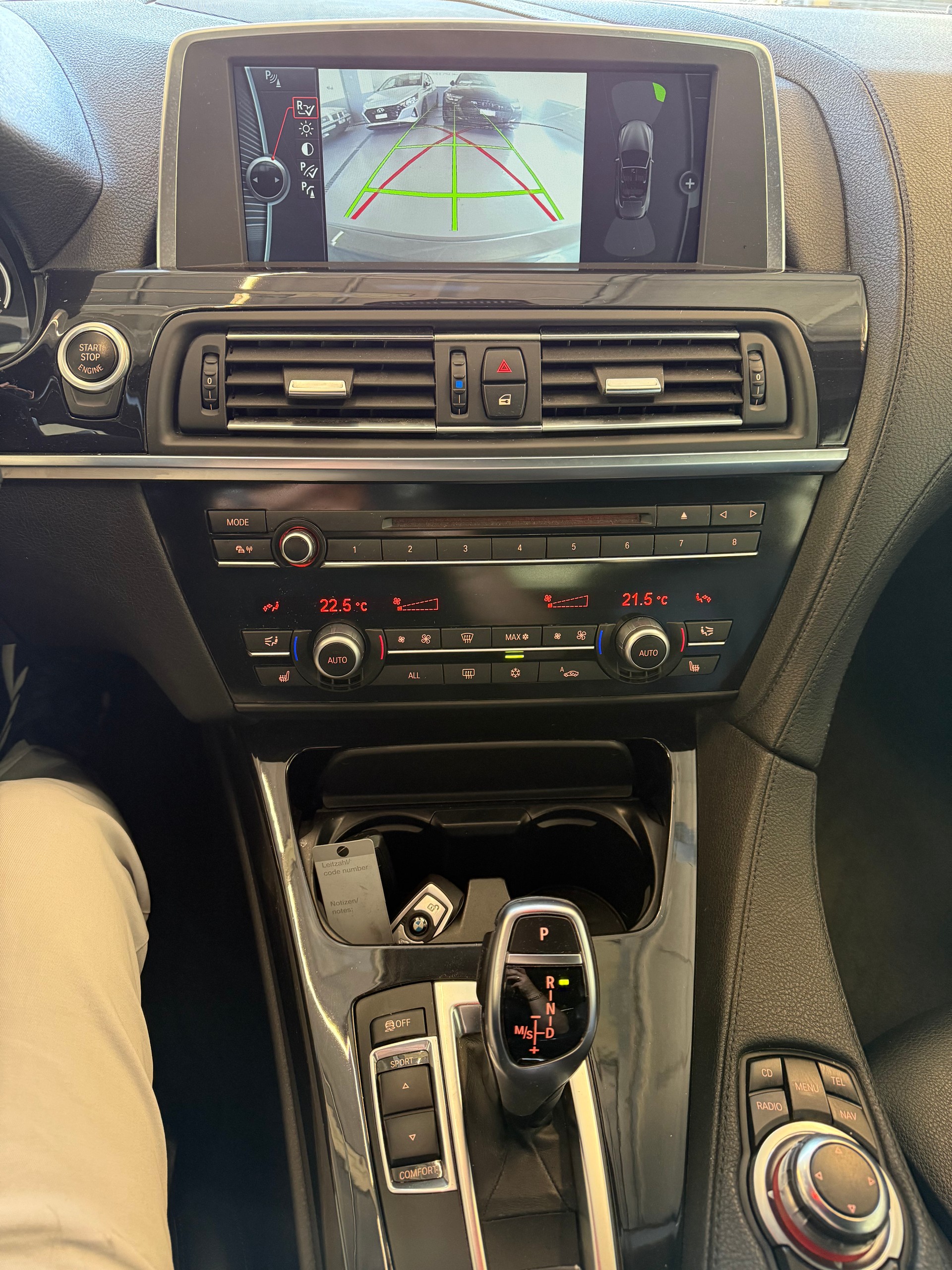 BMW 650i Cabrio /full options / service à jours BMW CH🇨🇭-image-10