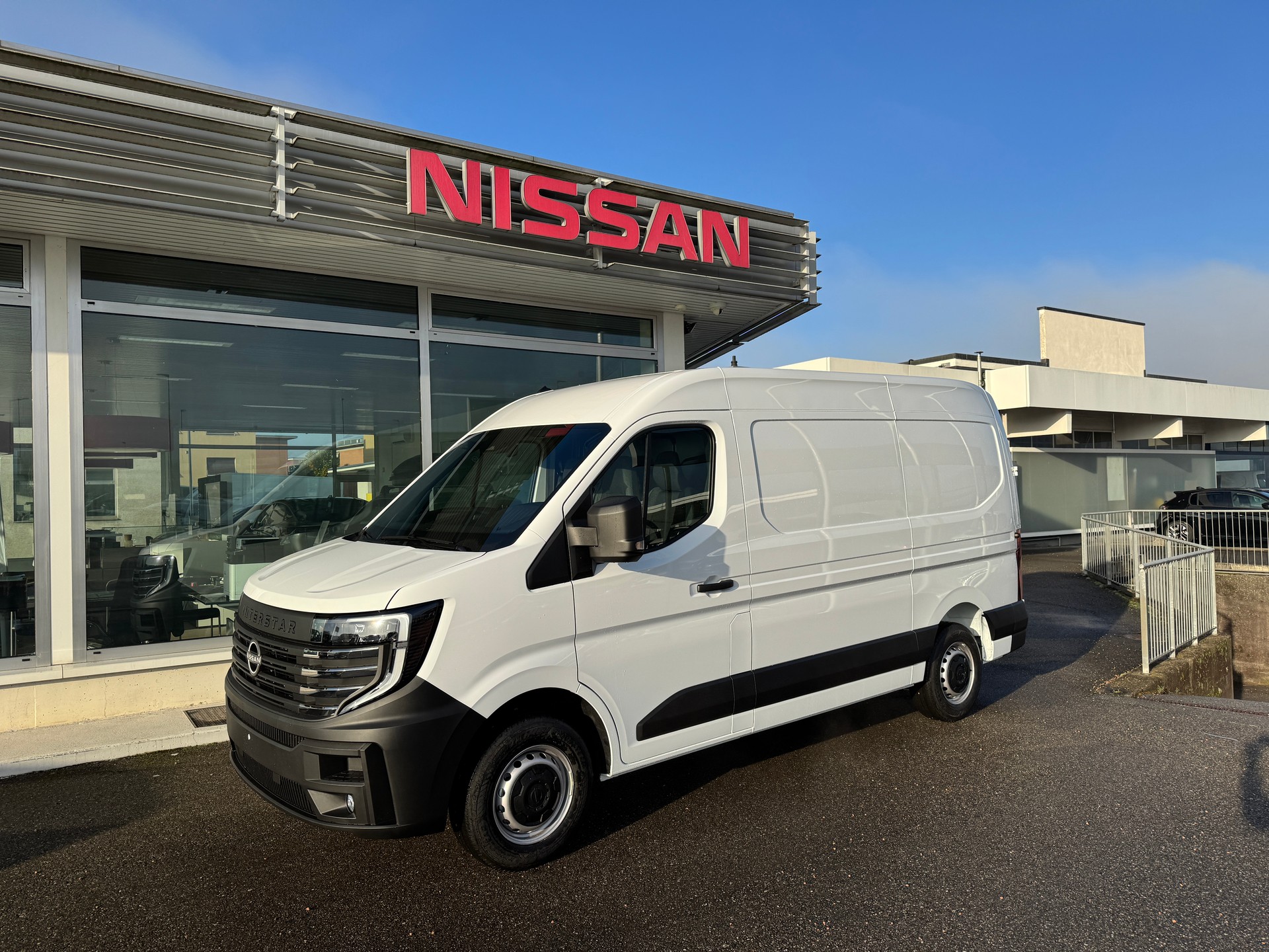 NISSAN Interstar dCi 150 3.5 L2H2 Acenta-showroom-element-1