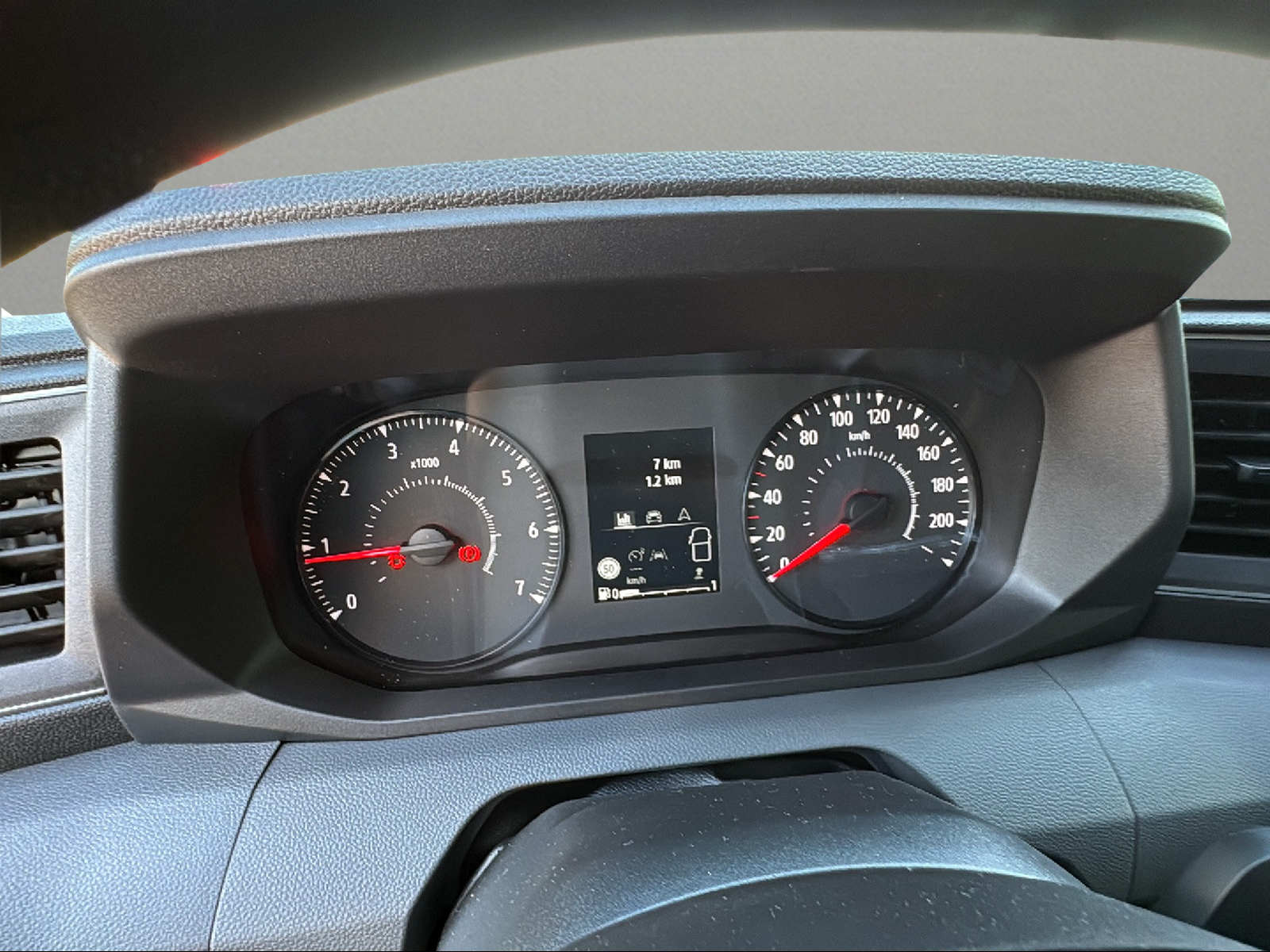 NISSAN Interstar dCi 150 3.5 L2H2 Acenta-image-22