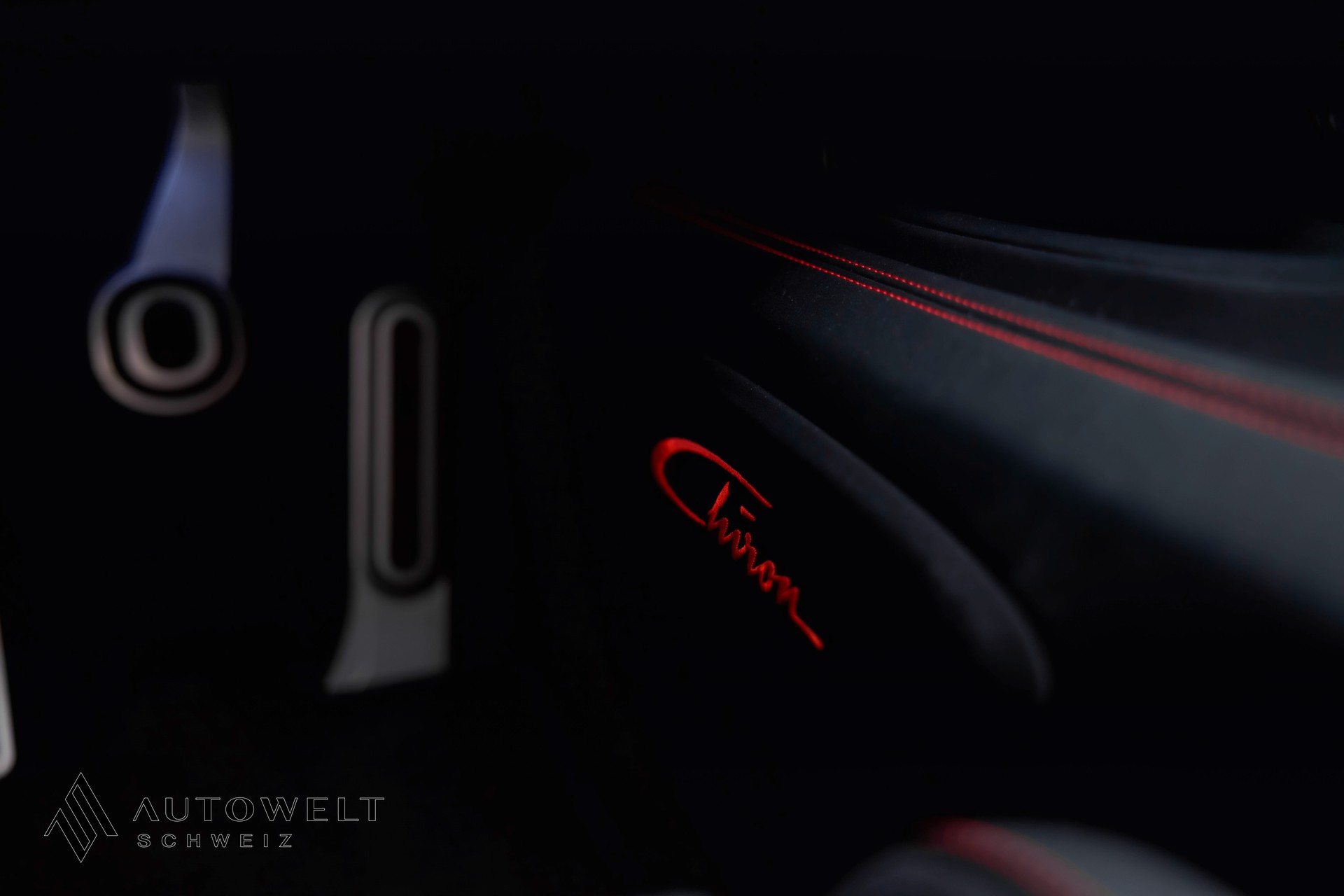 BUGATTI CHIRON SPORT La Mer Argentée-image-7