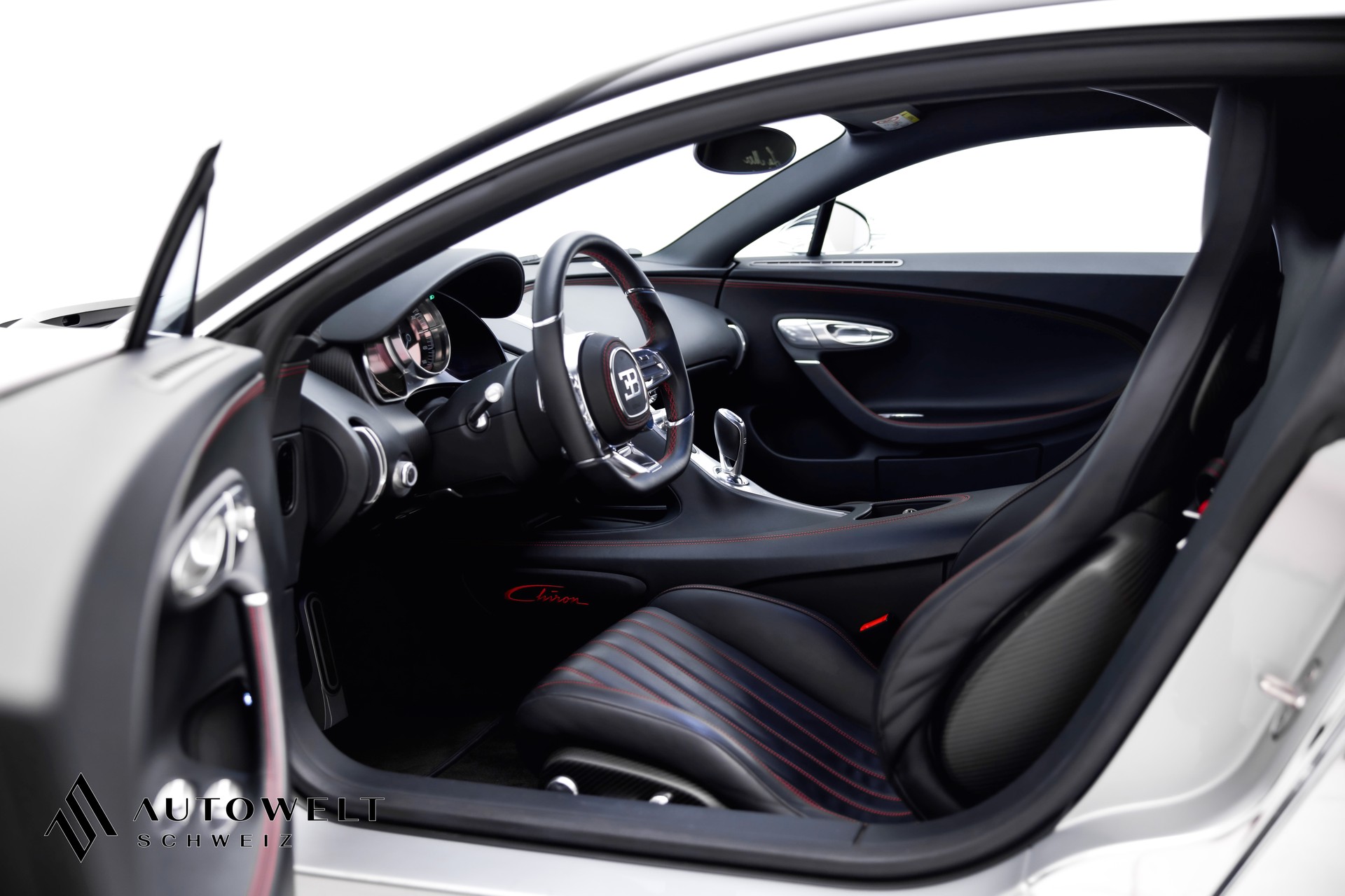 BUGATTI CHIRON SPORT La Mer Argentée-image-4