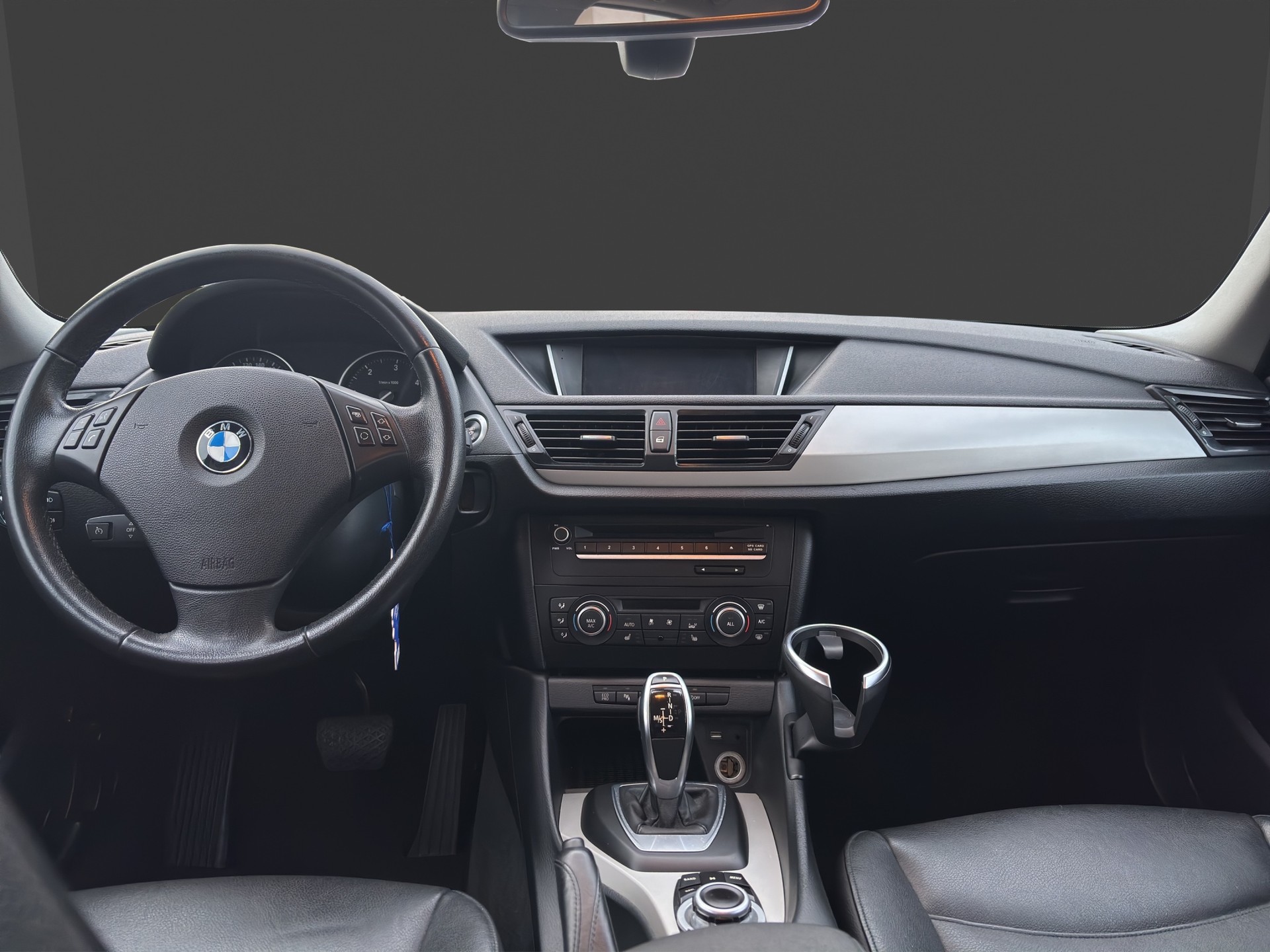 BMW X1 xDrive 25d Sport Line Steptronic *Frisch ab MFK*-image-8
