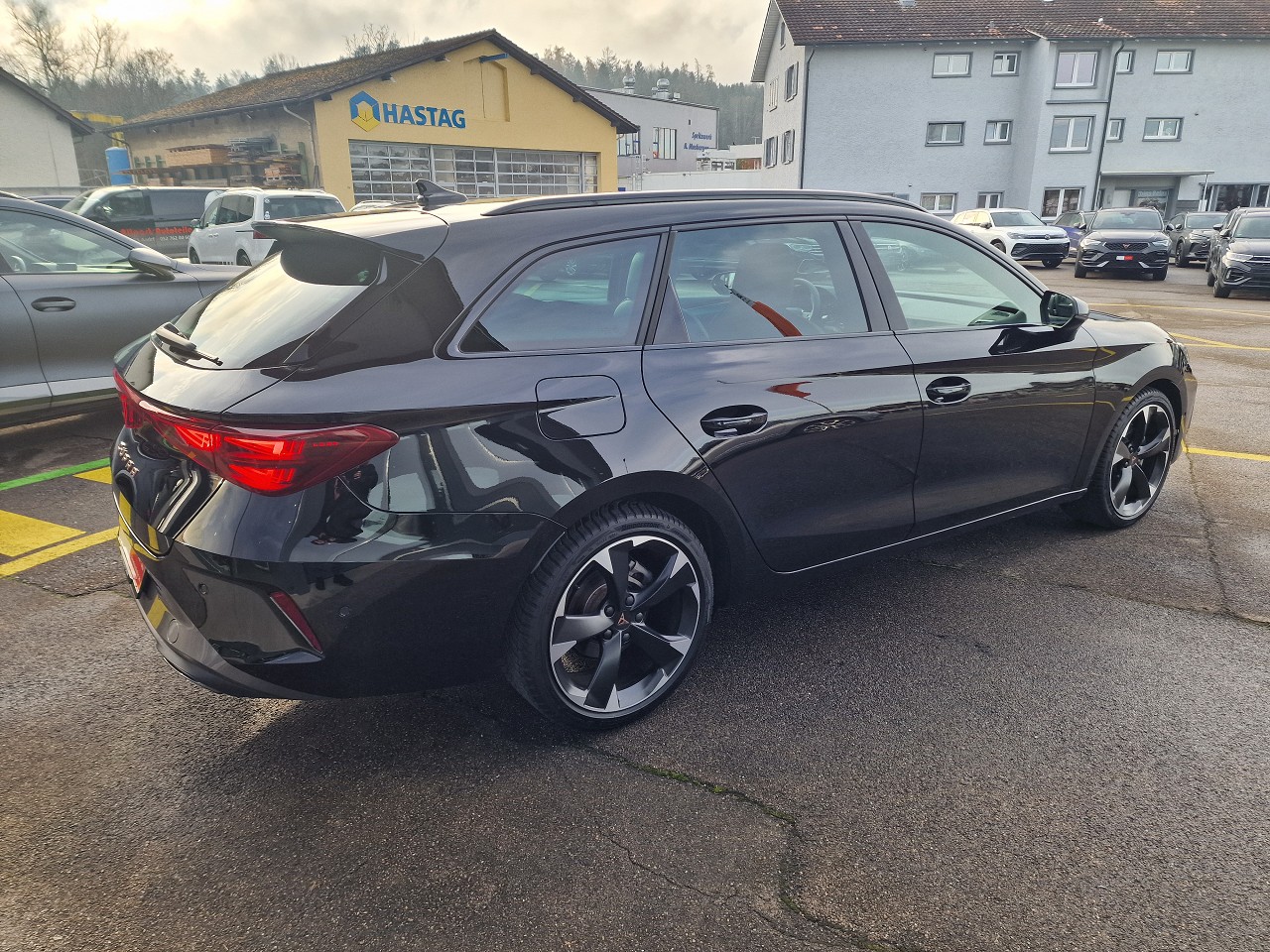 CUPRA LEON ST 1.5 eTSI DSG-image-5