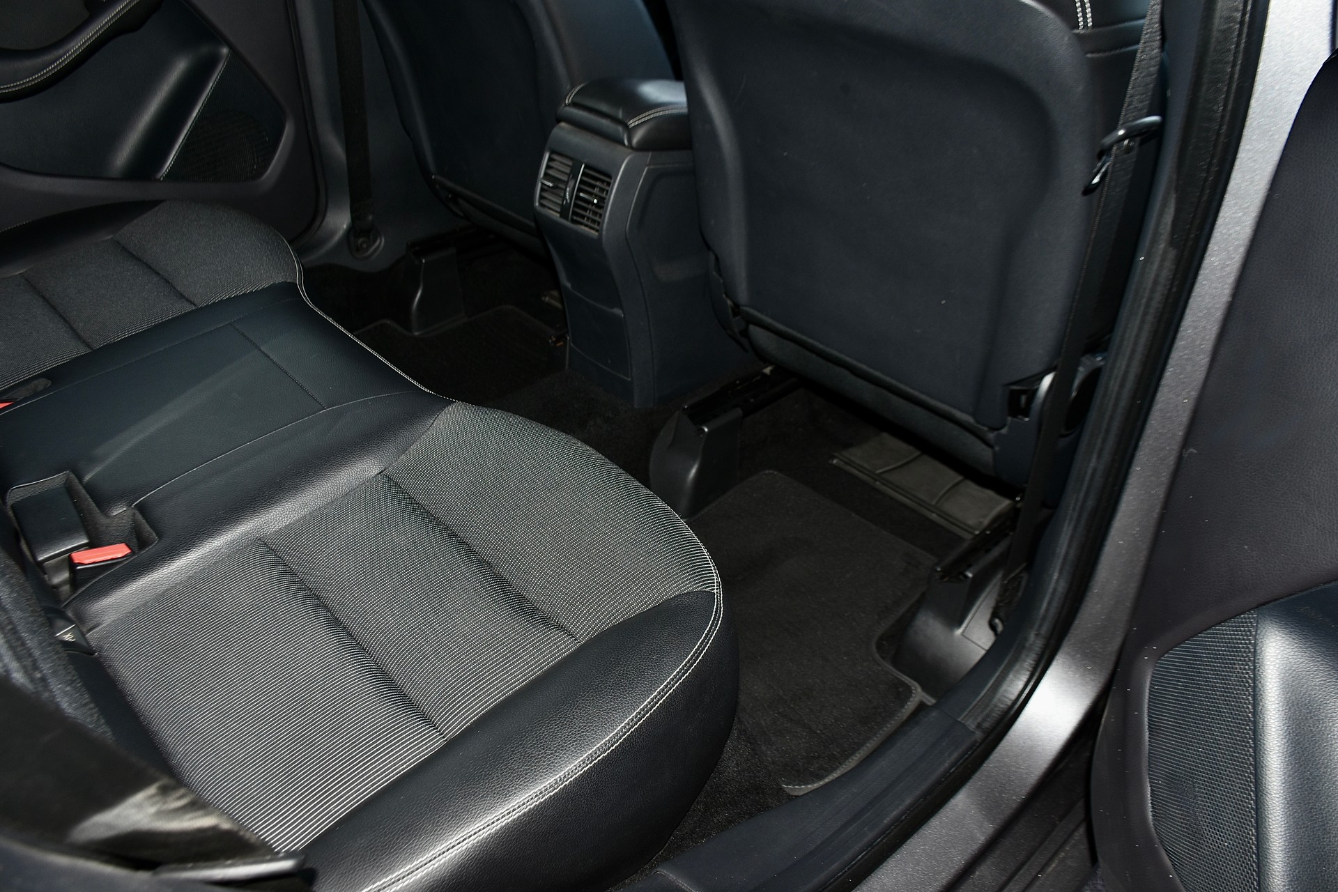 MERCEDES-BENZ B 200 CDI Urban 7G-DCT-image-7