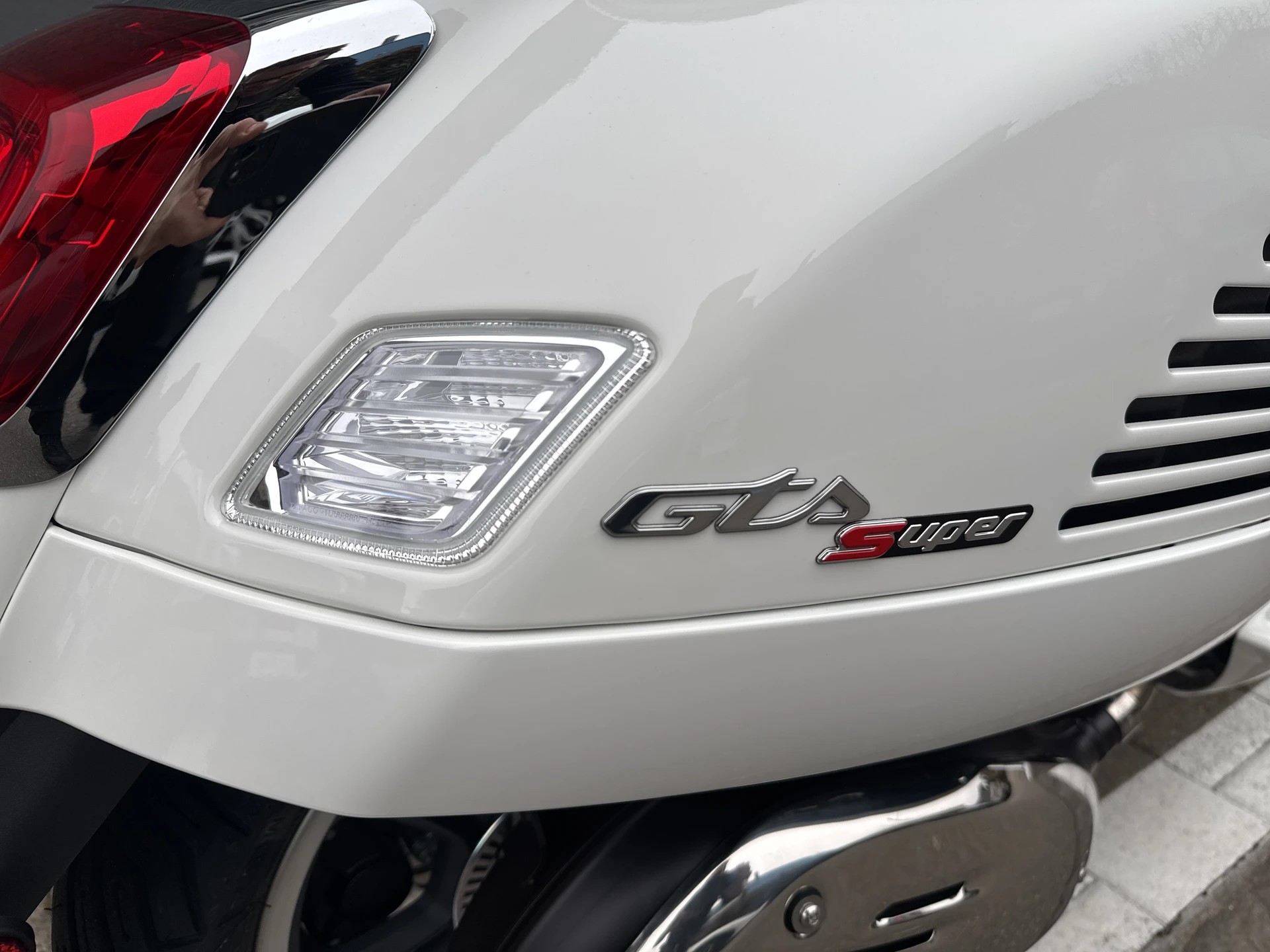 PIAGGIO Vespa GTS 310 Super RST E5+-image-10