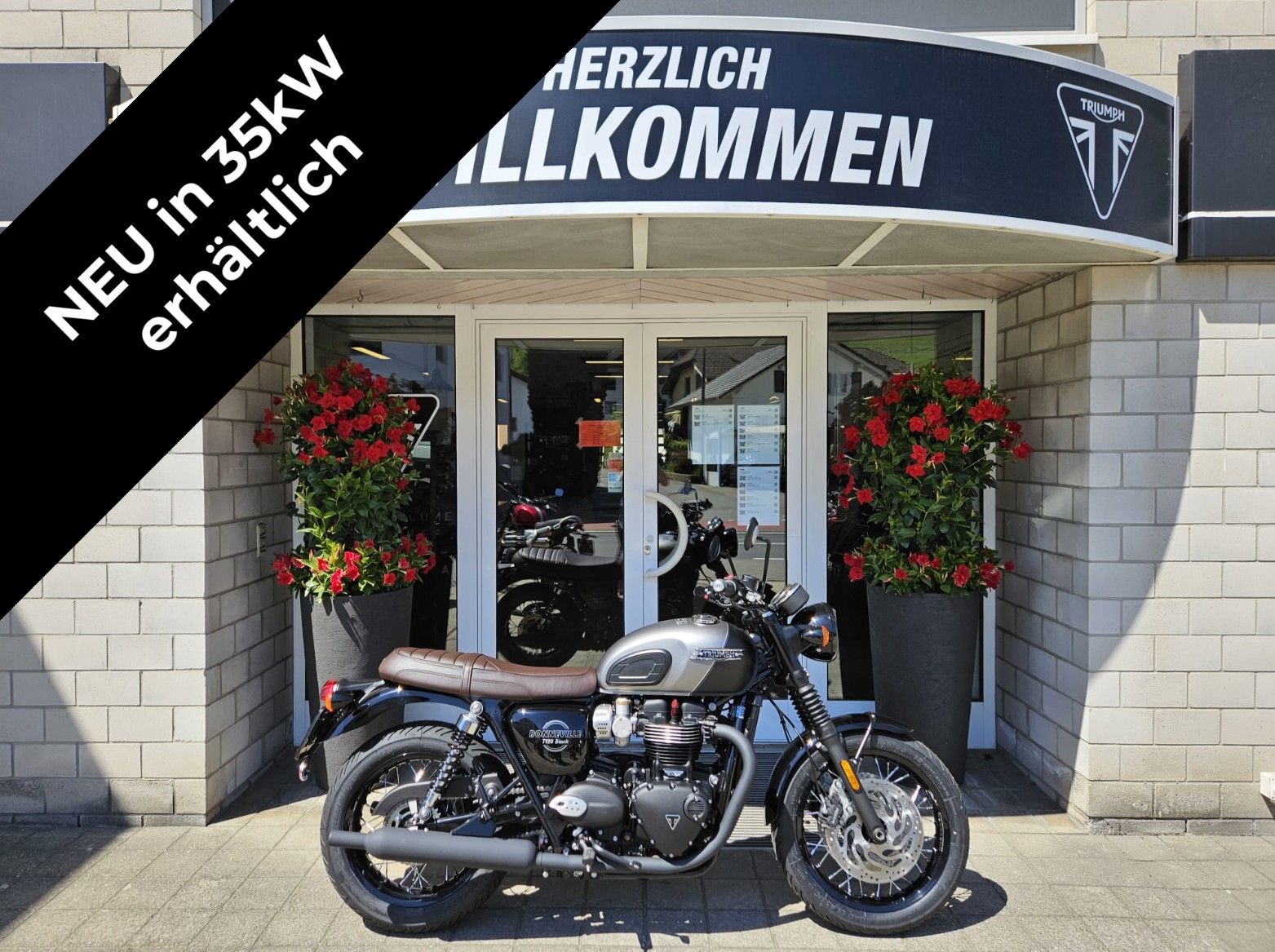 TRIUMPH Bonneville T120 Black-image-0