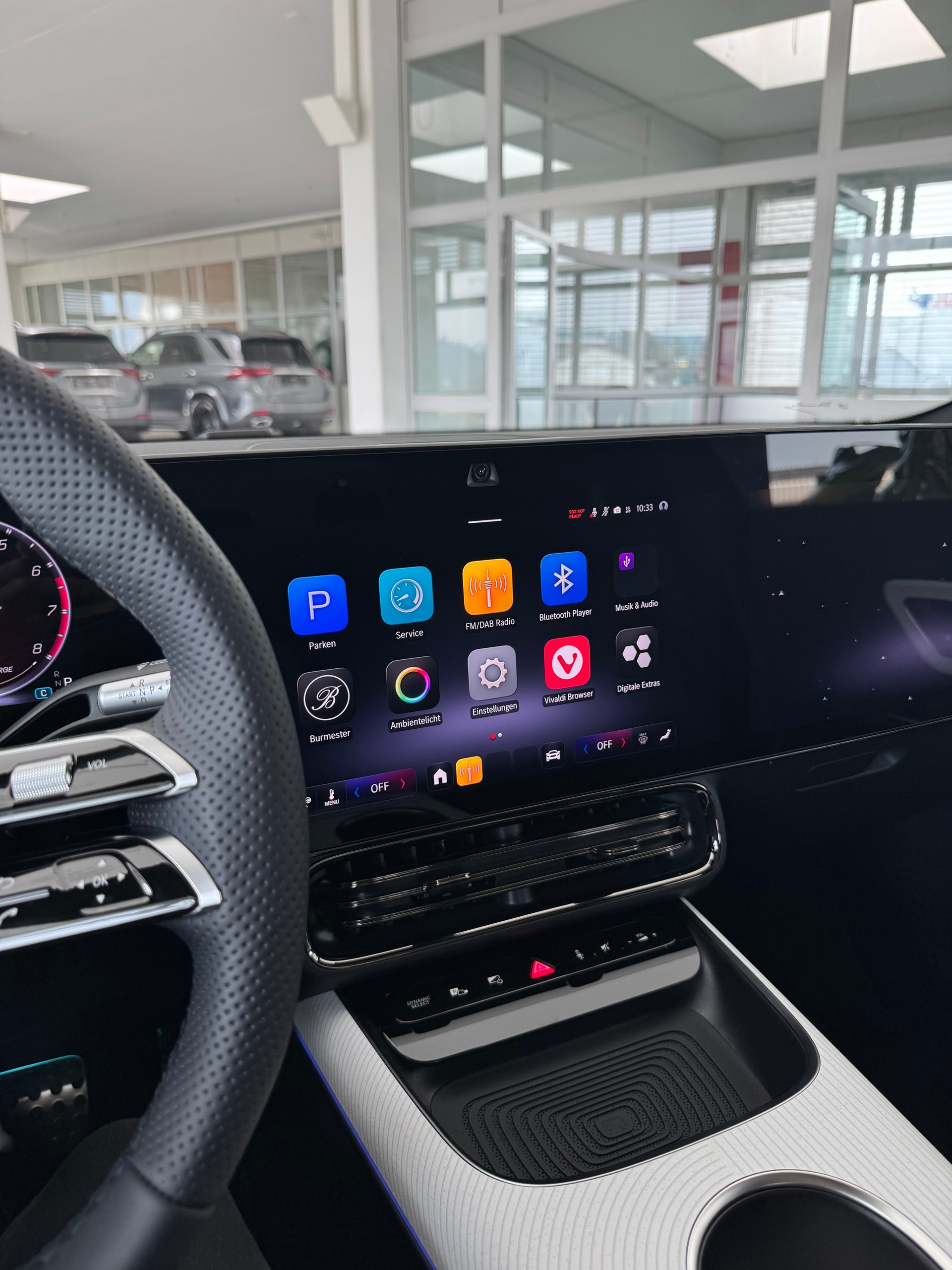 MERCEDES-BENZ CLA 220 4MATIC-image-9
