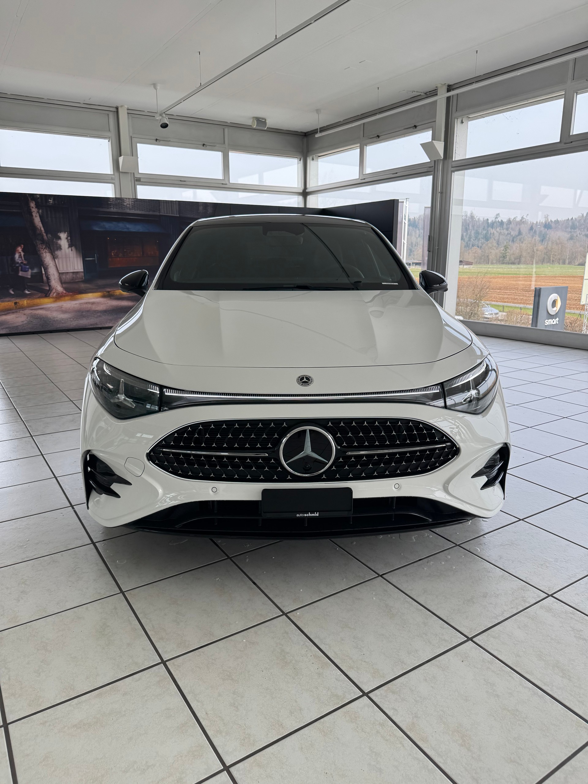 MERCEDES-BENZ CLA 220 4MATIC-showroom-element-1