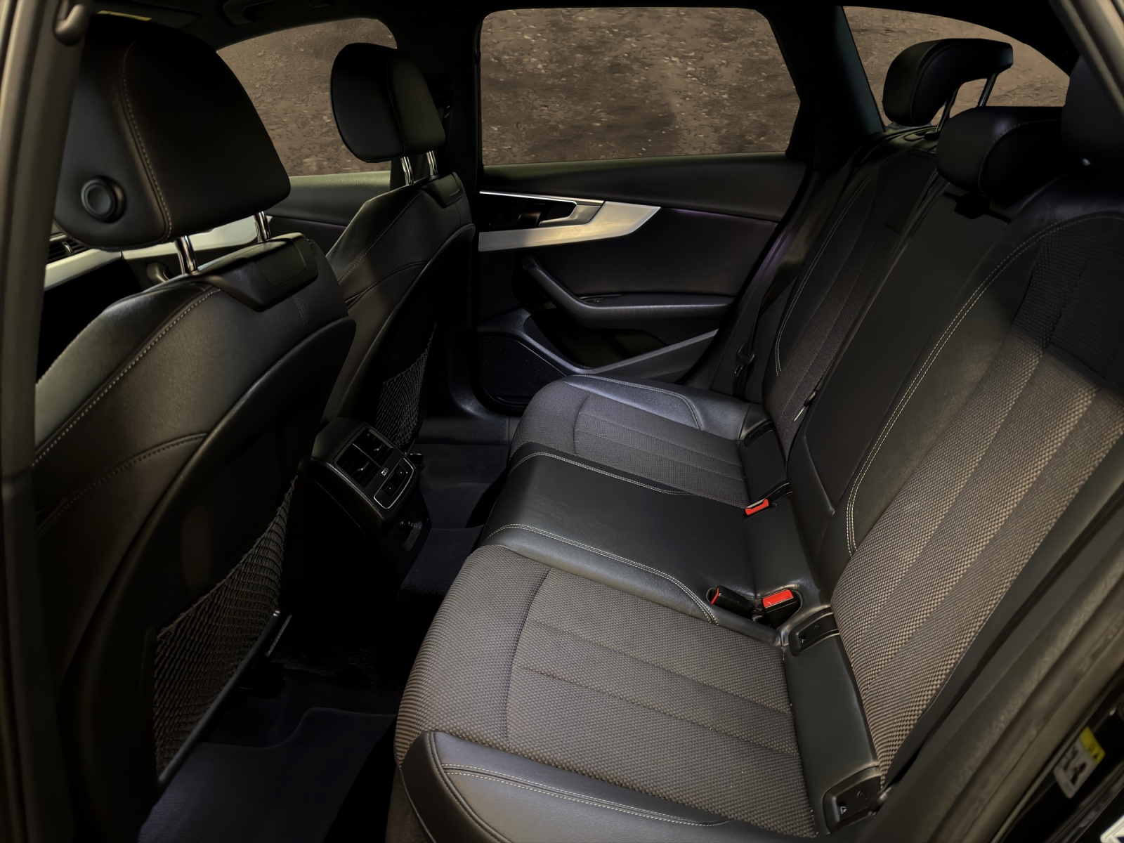 AUDI A4 Avant 40 TDI advanced Attraction quattro S-tronic-image-13