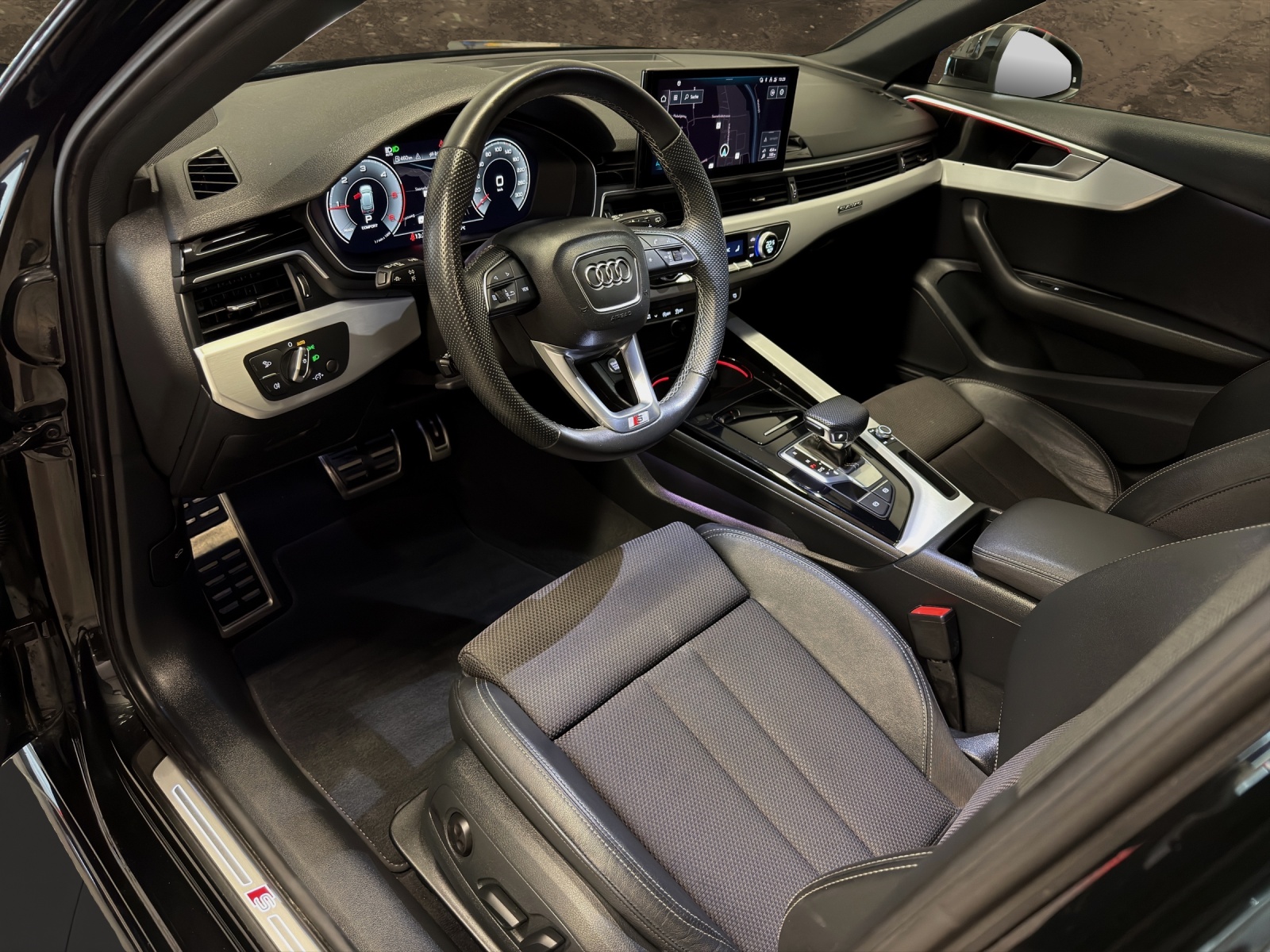 AUDI A4 Avant 40 TDI advanced Attraction quattro S-tronic-image-7