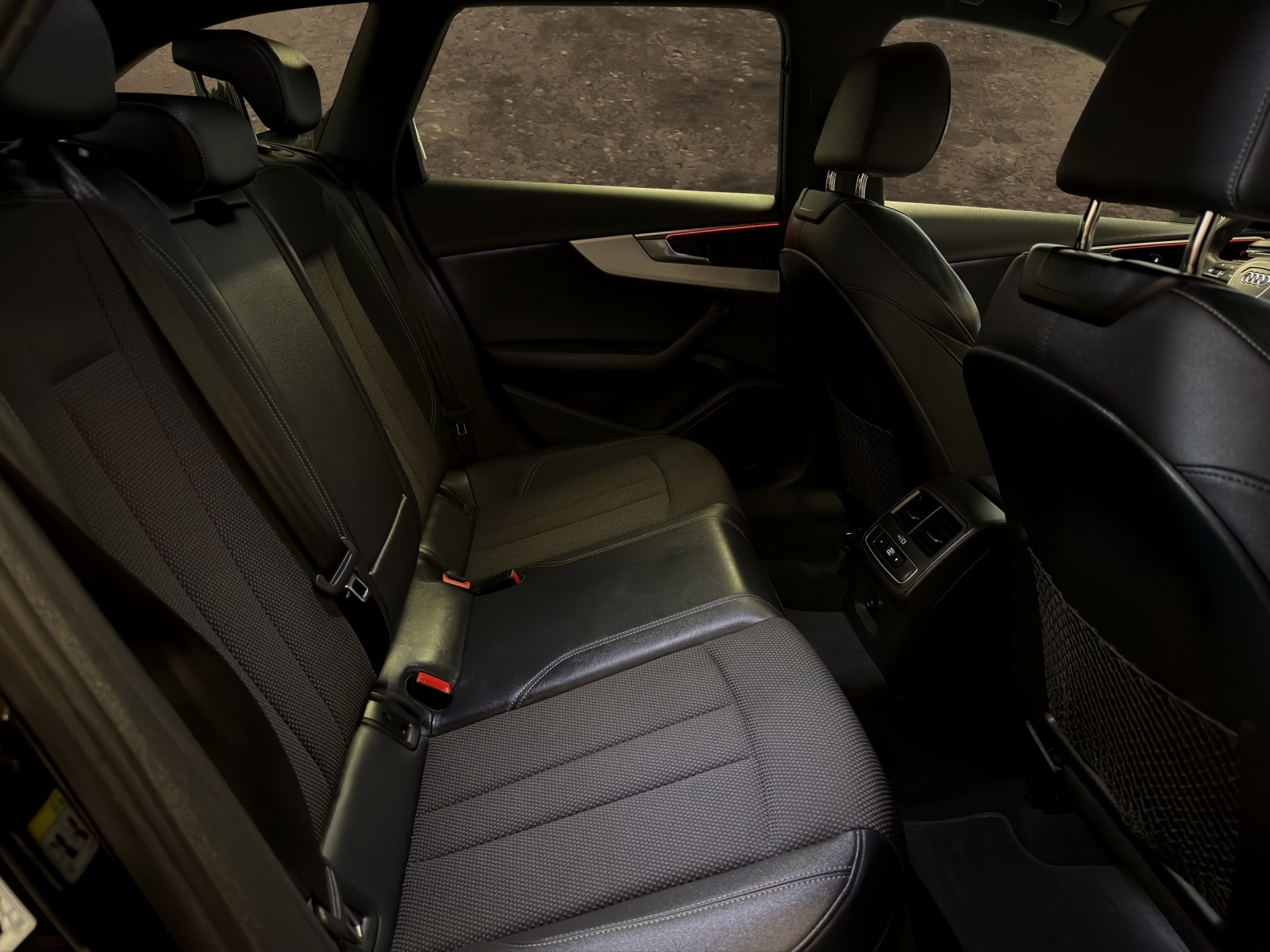 AUDI A4 Avant 40 TDI advanced Attraction quattro S-tronic-image-14
