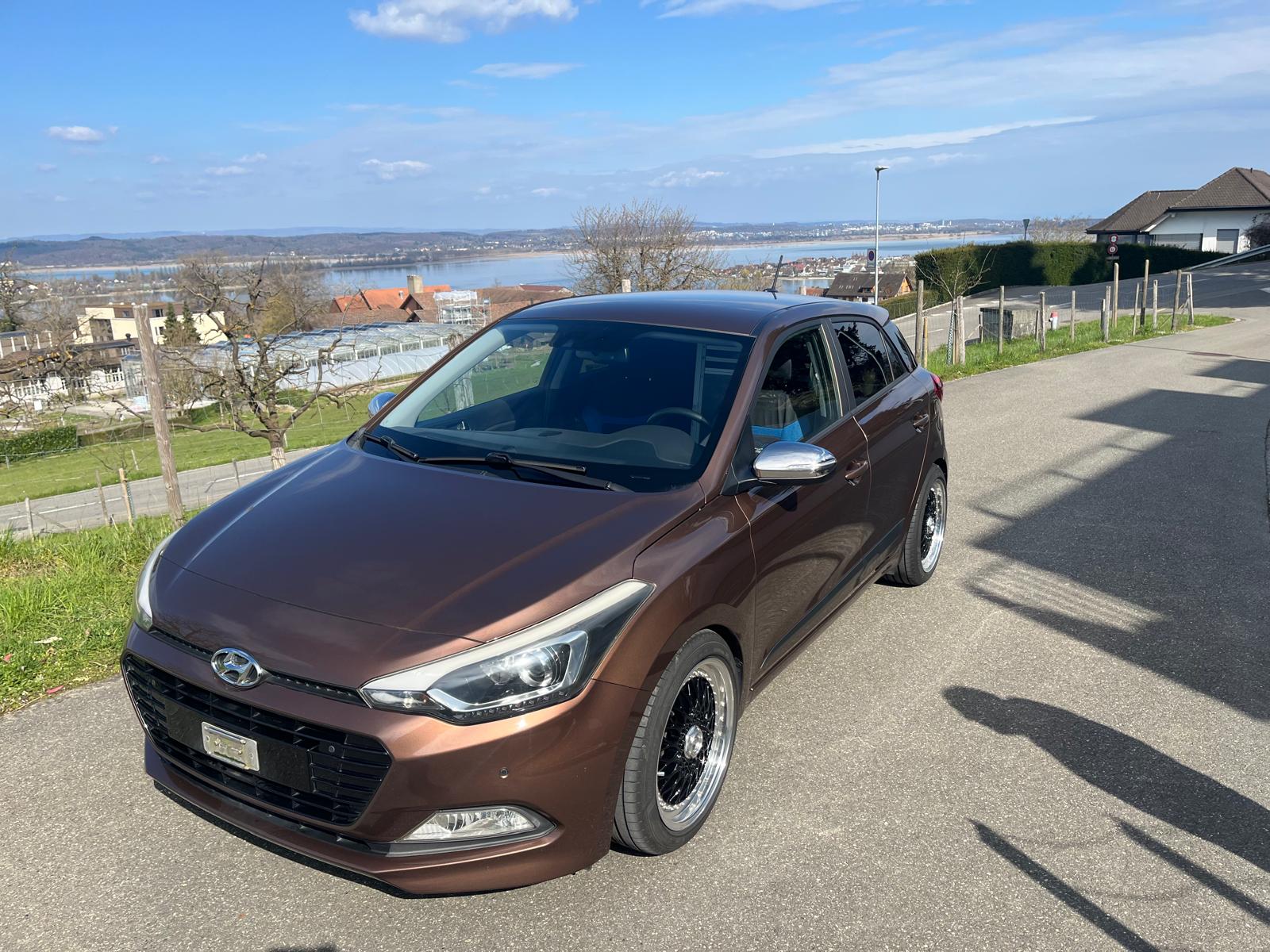 HYUNDAI i20 1.0 T-GDi Amplia