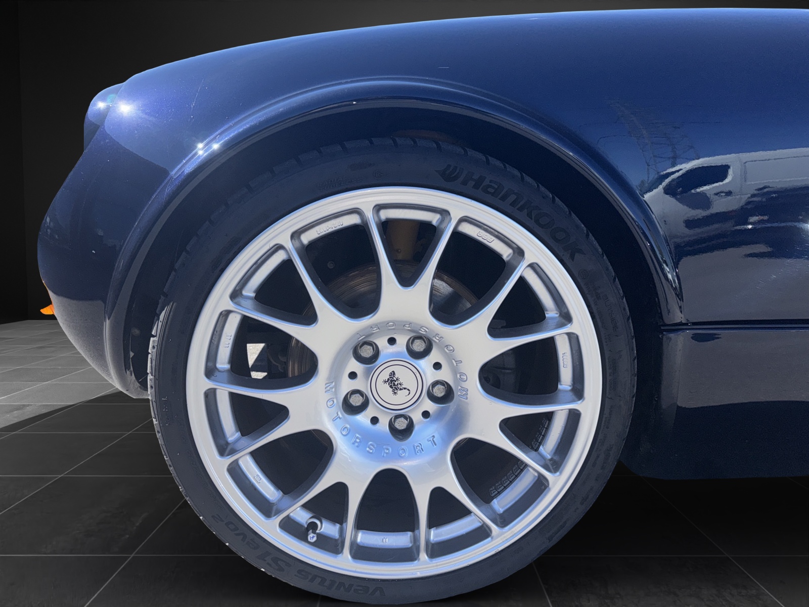 WIESMANN Roadster MF3-image-13