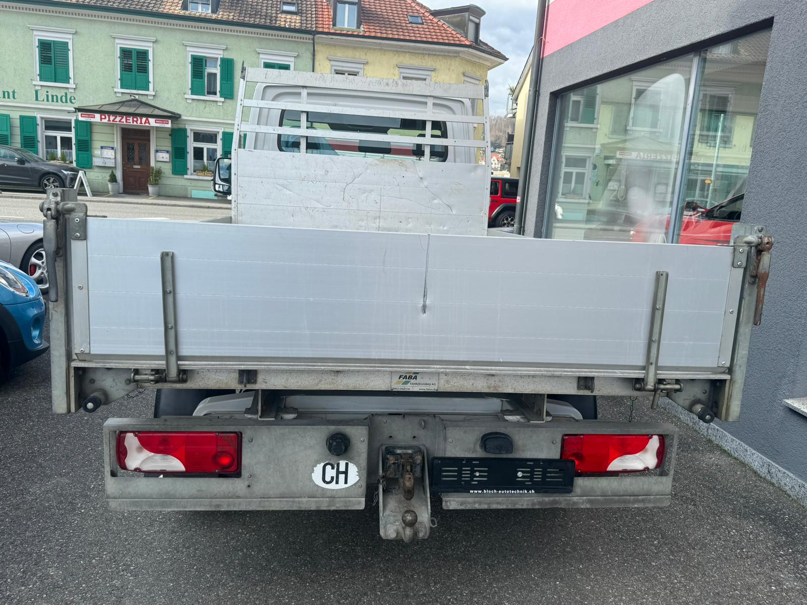 VW Crafter 35 2.0 TDI CR-image-9