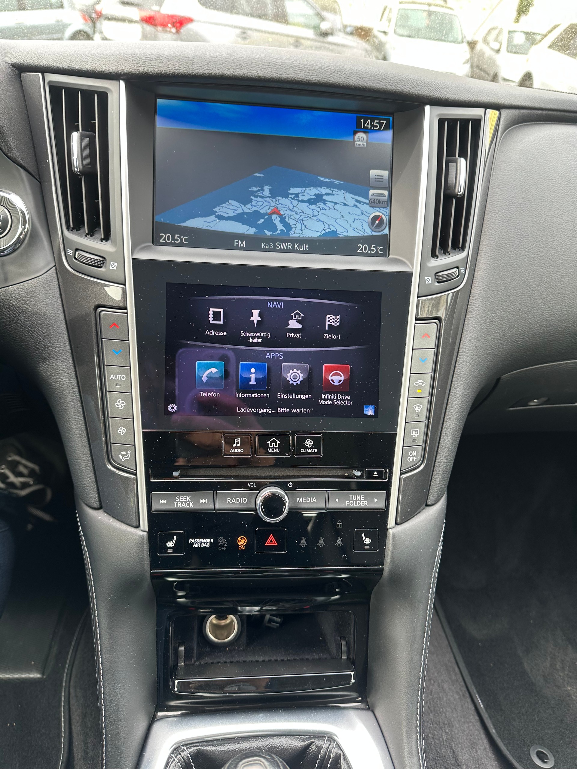 INFINITI Q50 2.2d Premium-image-6