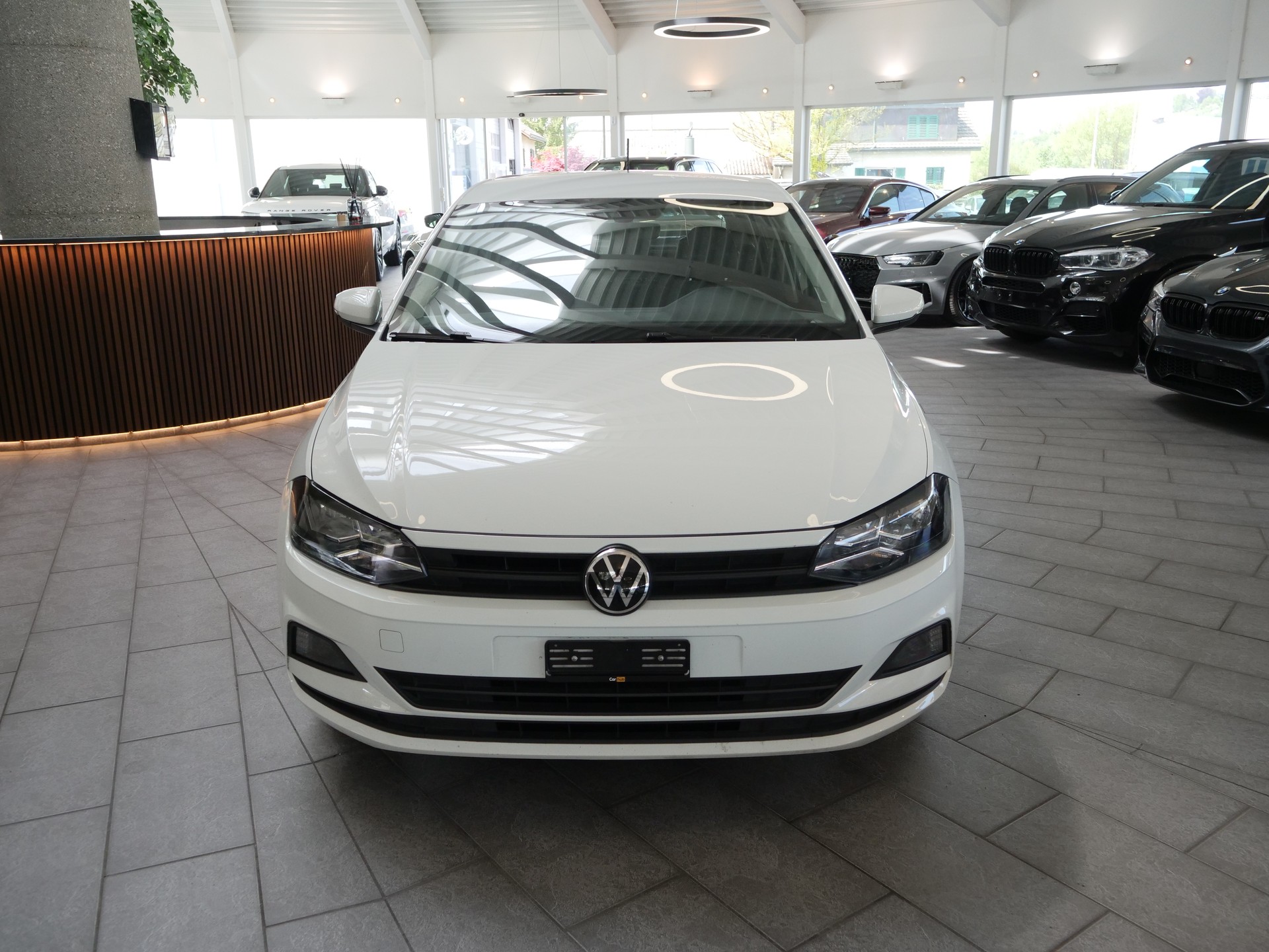 VW Polo 1.0 BMT Trendline-image-4