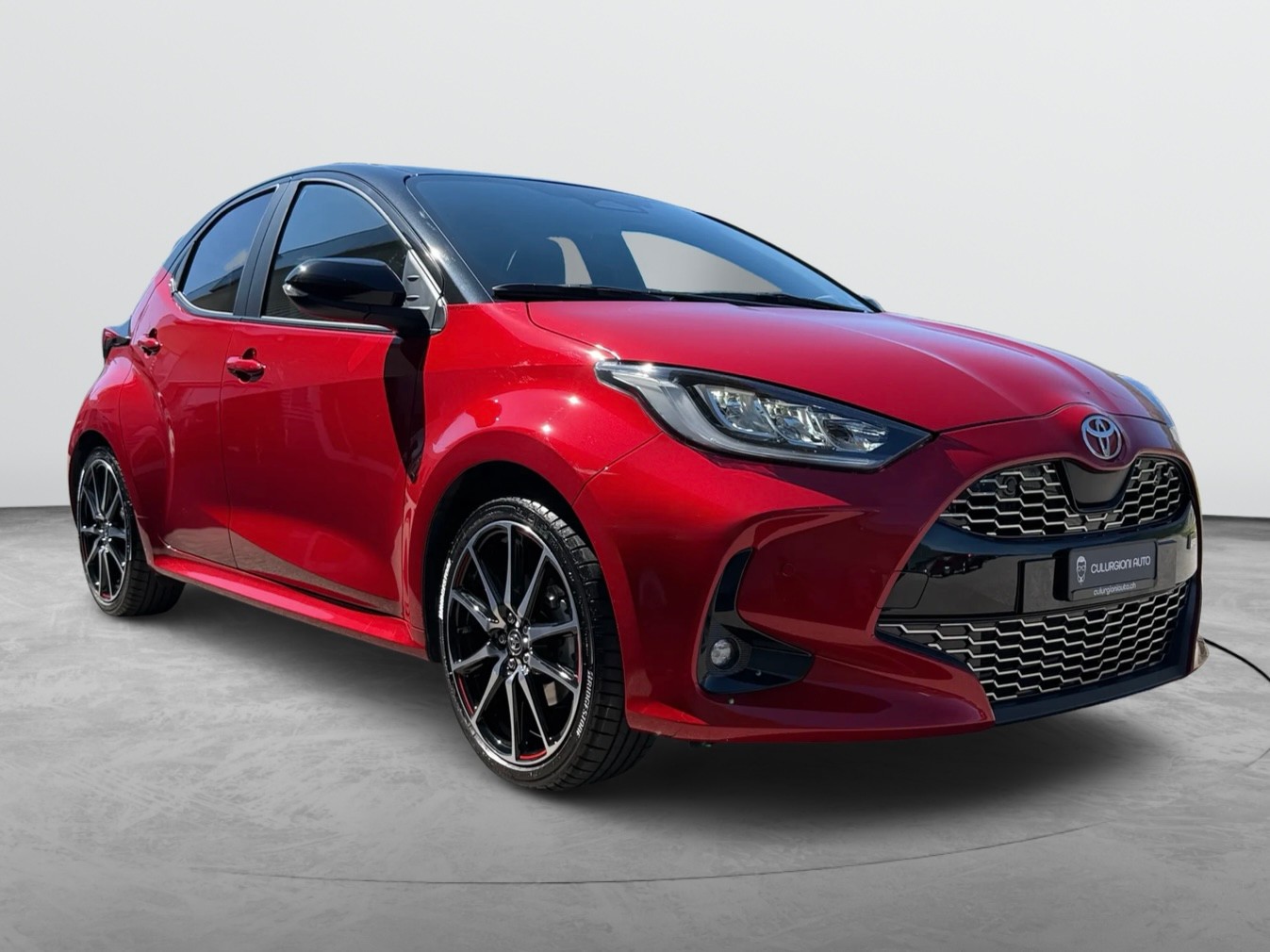 TOYOTA Yaris 1.5 GR Sport e-CVT-showroom-element-2