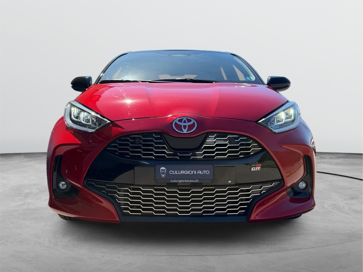 TOYOTA Yaris 1.5 GR Sport e-CVT-showroom-element-1