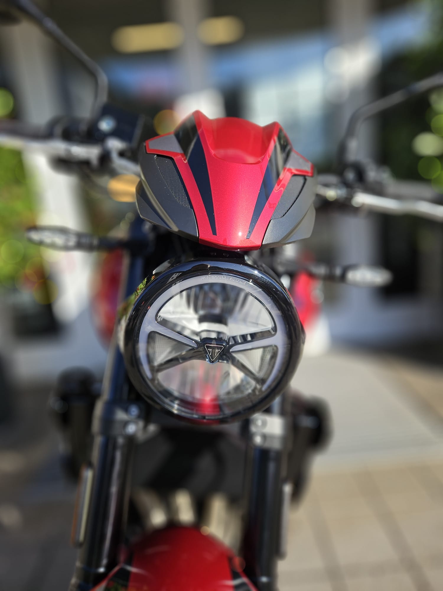 TRIUMPH Trident 800-image-7