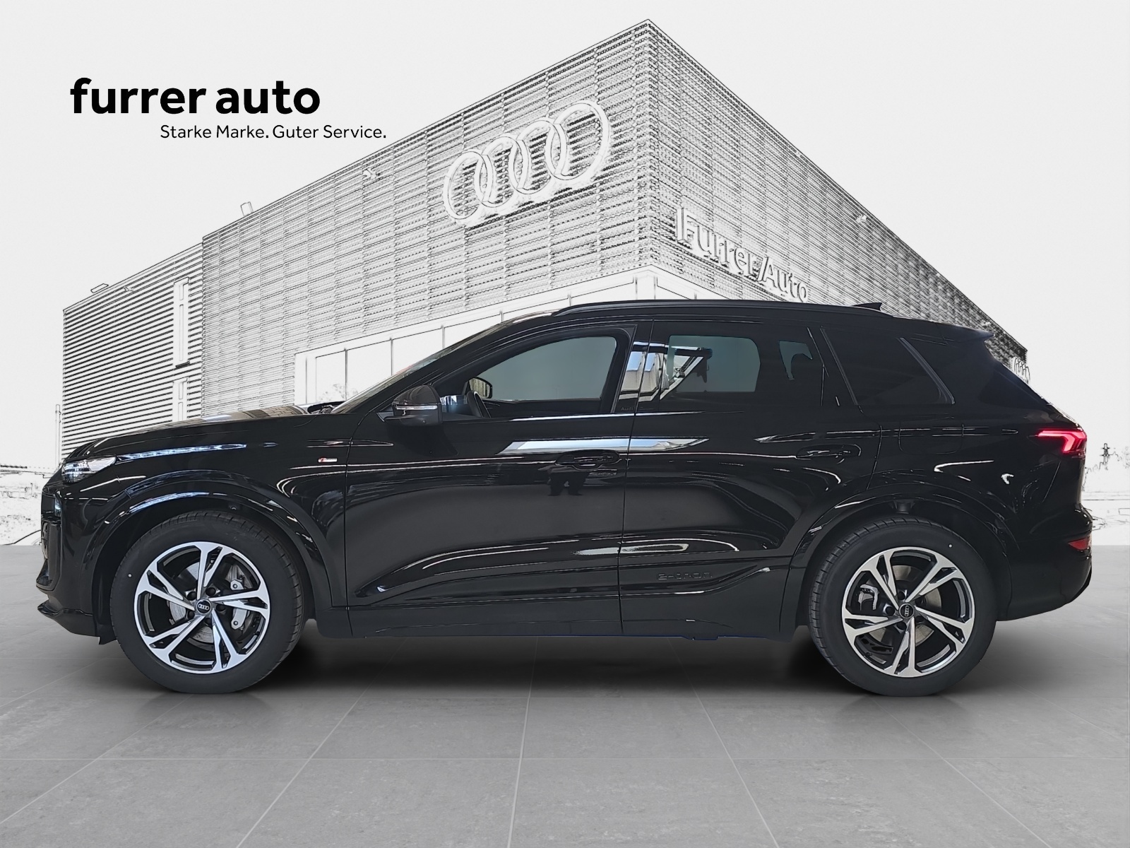 AUDI Q6 e-tron quattro-showroom-element-2