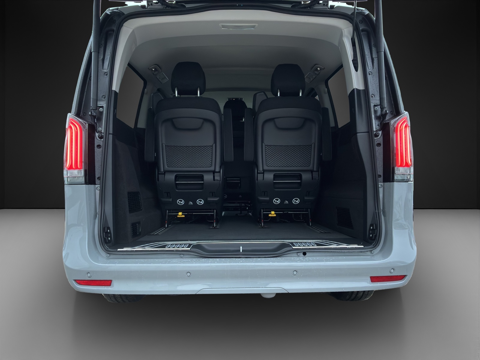MERCEDES-BENZ V 250d Trend-image-11