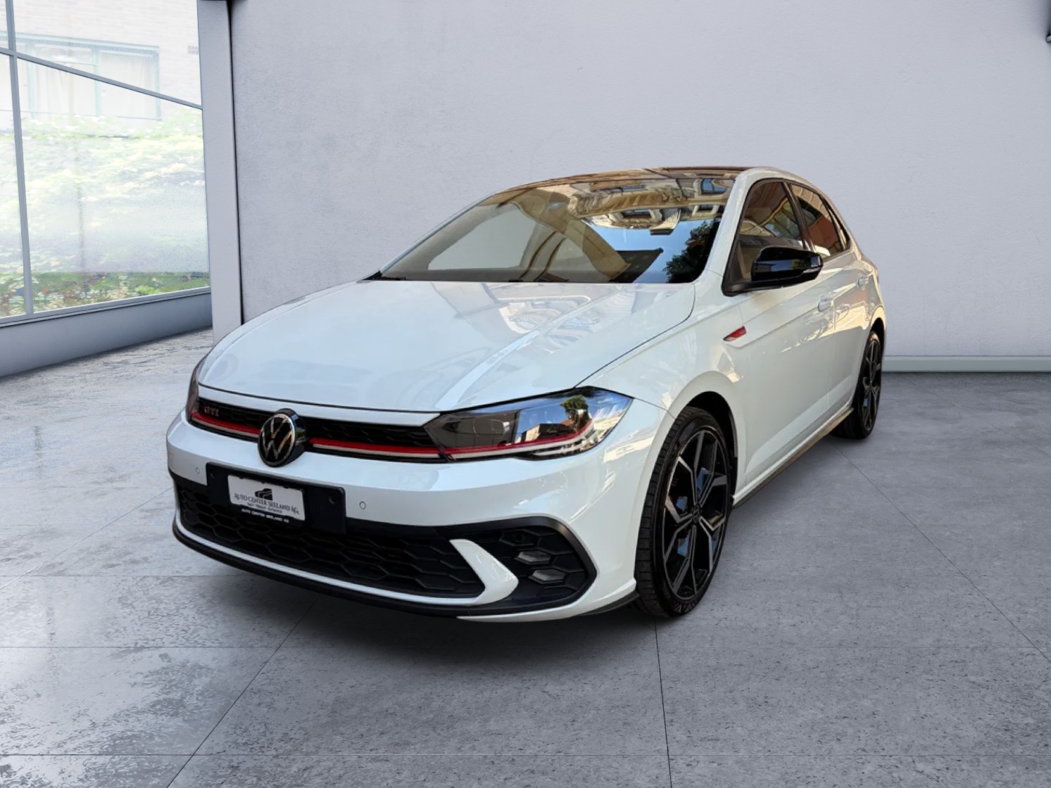 VW Polo 2.0 TSI GTI DSG-image-4