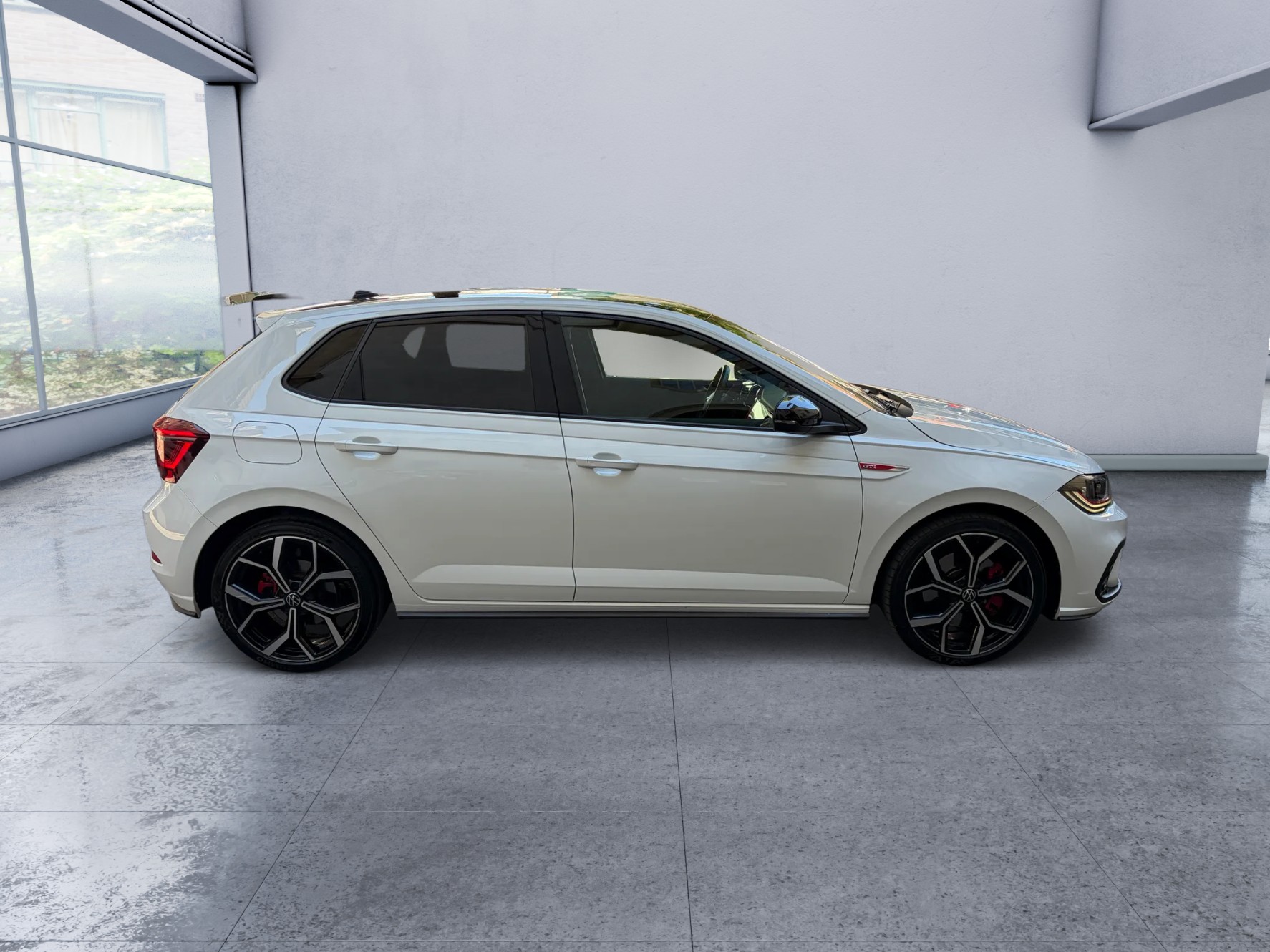 VW Polo 2.0 TSI GTI DSG-image-3