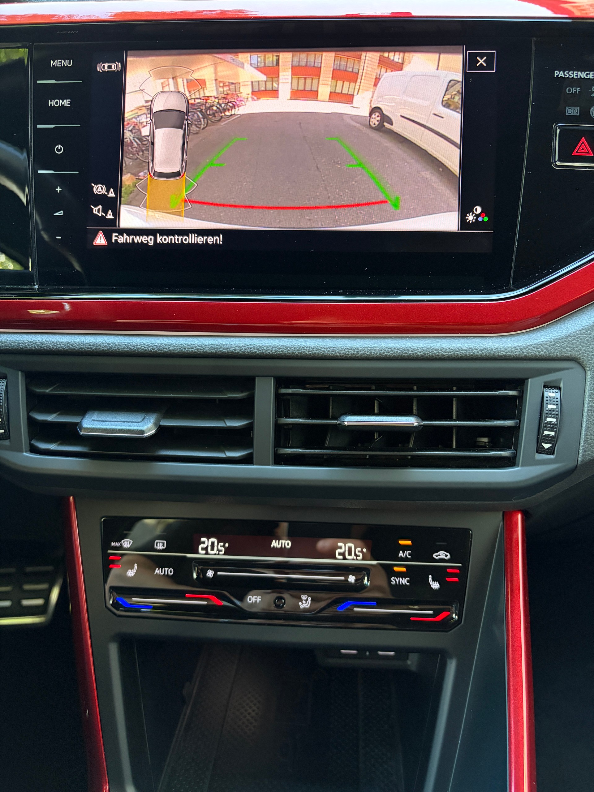 VW Polo 2.0 TSI GTI DSG-image-12