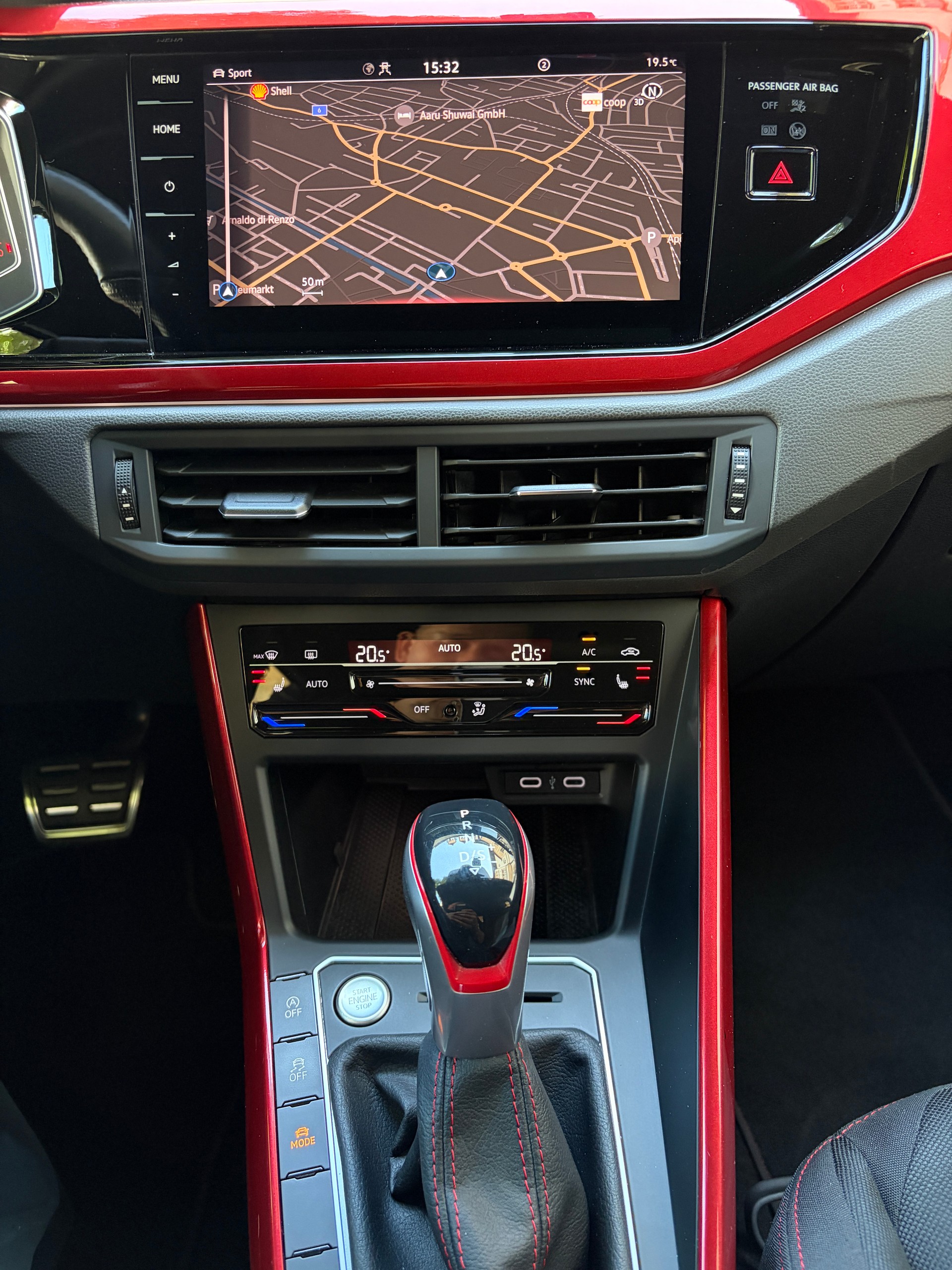 VW Polo 2.0 TSI GTI DSG-image-13
