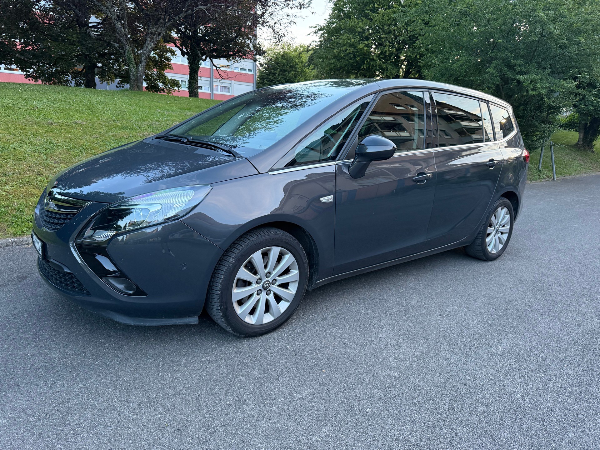 OPEL Zafira Tourer 2.0 CDTi Enjoy Automatic-image-3