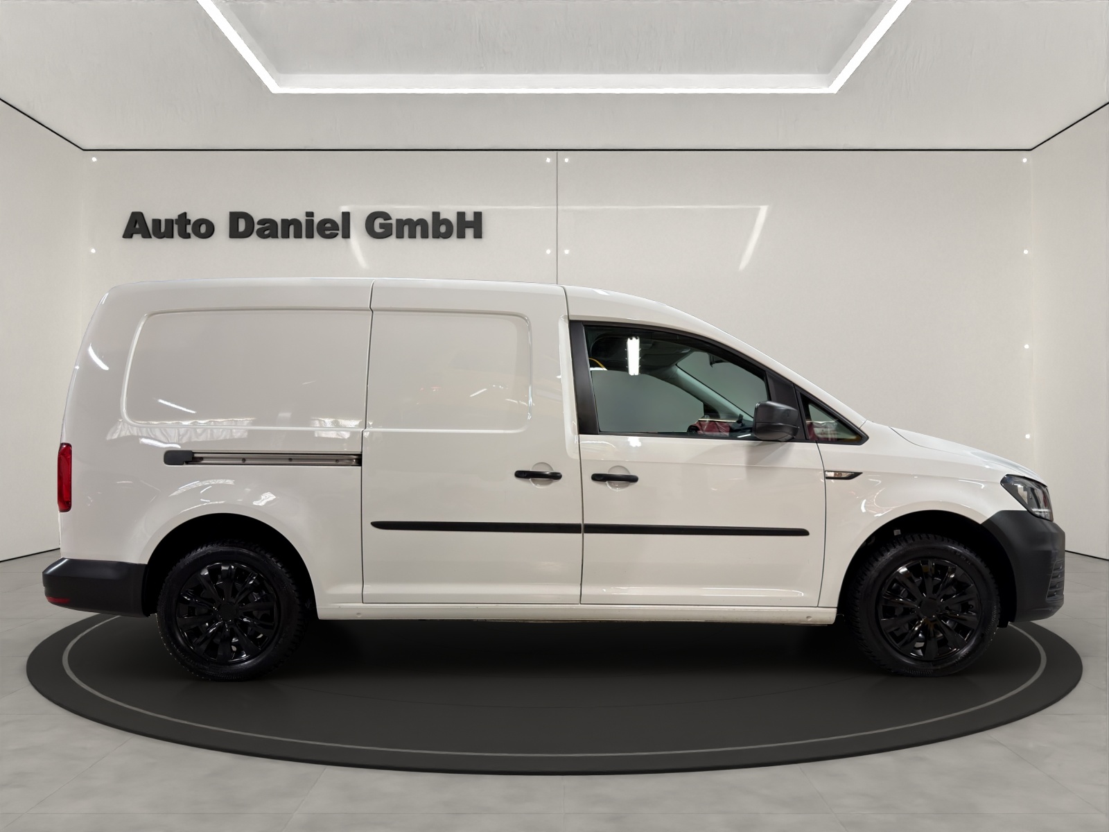 VW Caddy Maxi 1.4TSI BMT DSG ( Mit Regale )-image-4