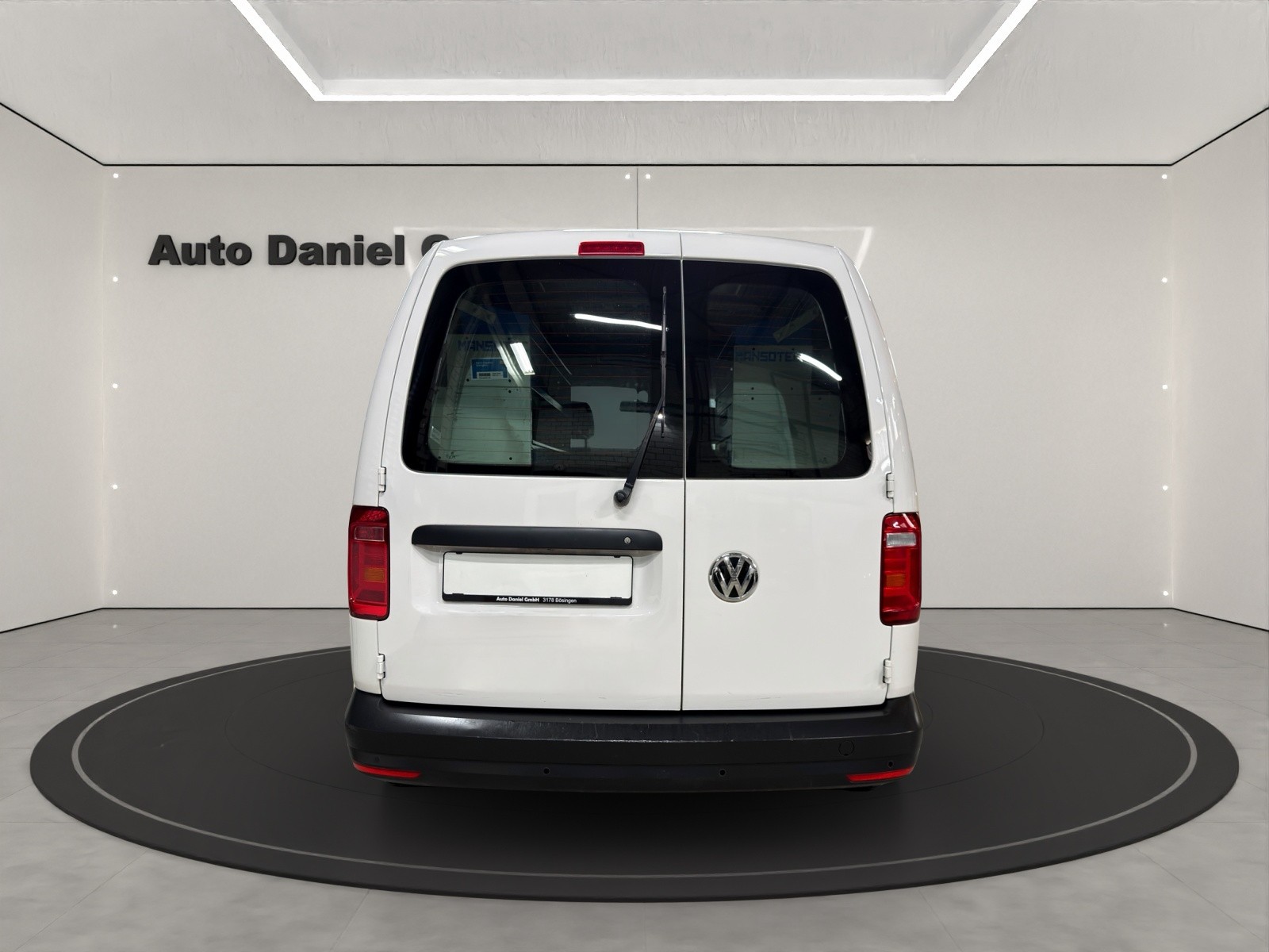 VW Caddy Maxi 1.4TSI BMT DSG ( Mit Regale )-image-6