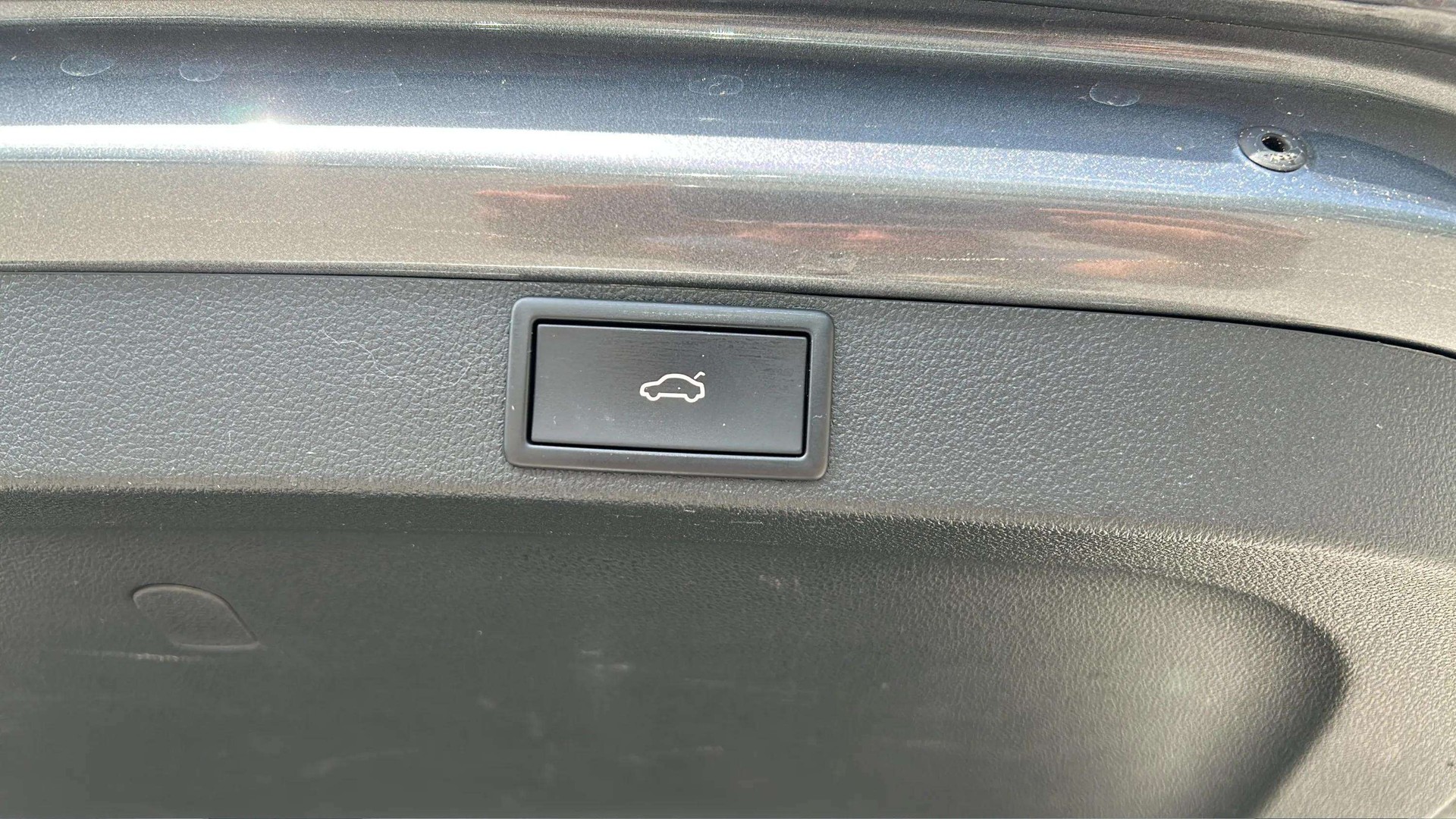 SKODA Octavia Combi 2.0 TDI DSG RS 4x4 mit AHK-Vorbereitung & 5J Werksgarantie oder bis 100000km-image-23