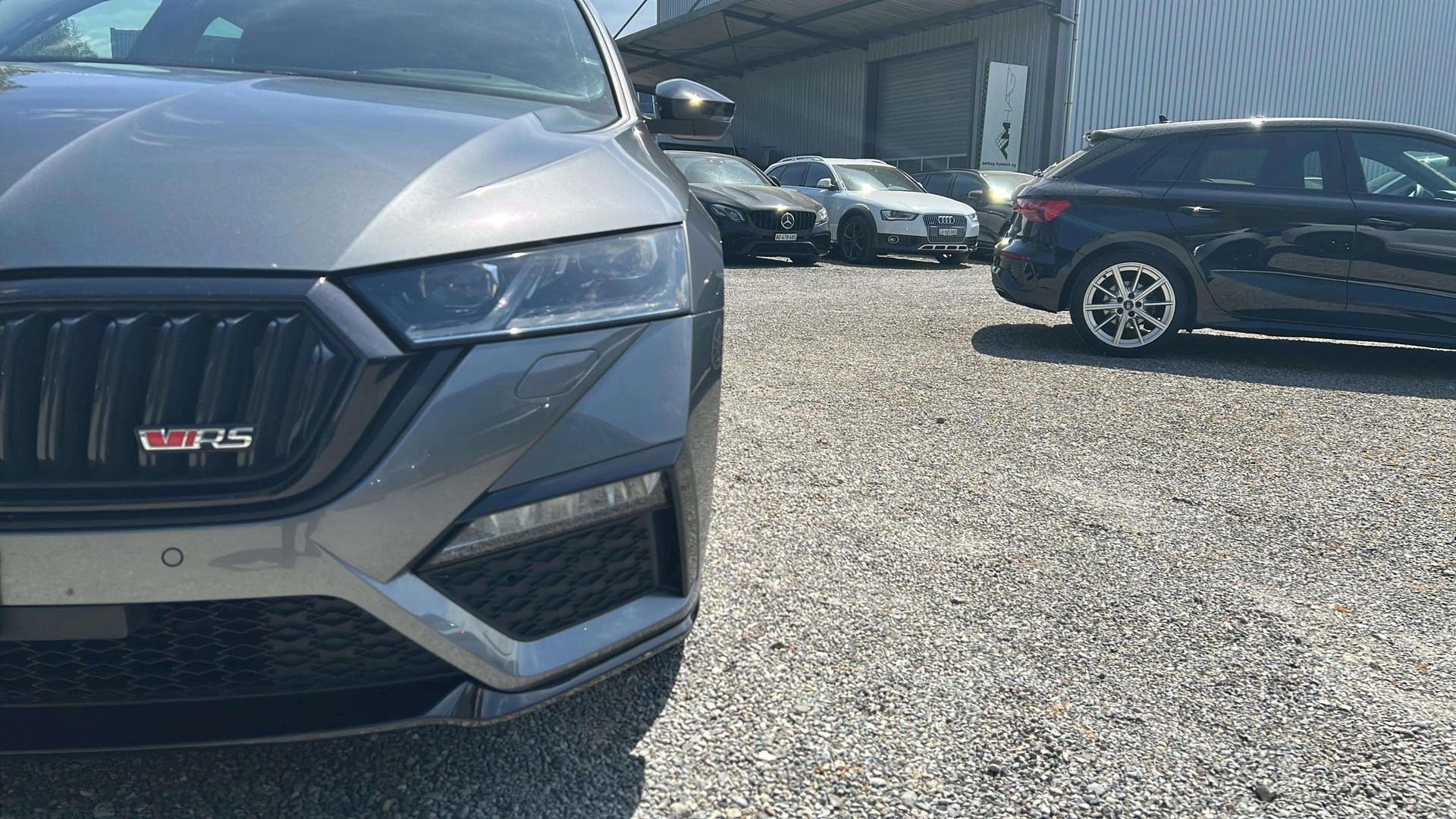 SKODA Octavia Combi 2.0 TDI DSG RS 4x4 mit AHK-Vorbereitung & 5J Werksgarantie oder bis 100000km-image-24