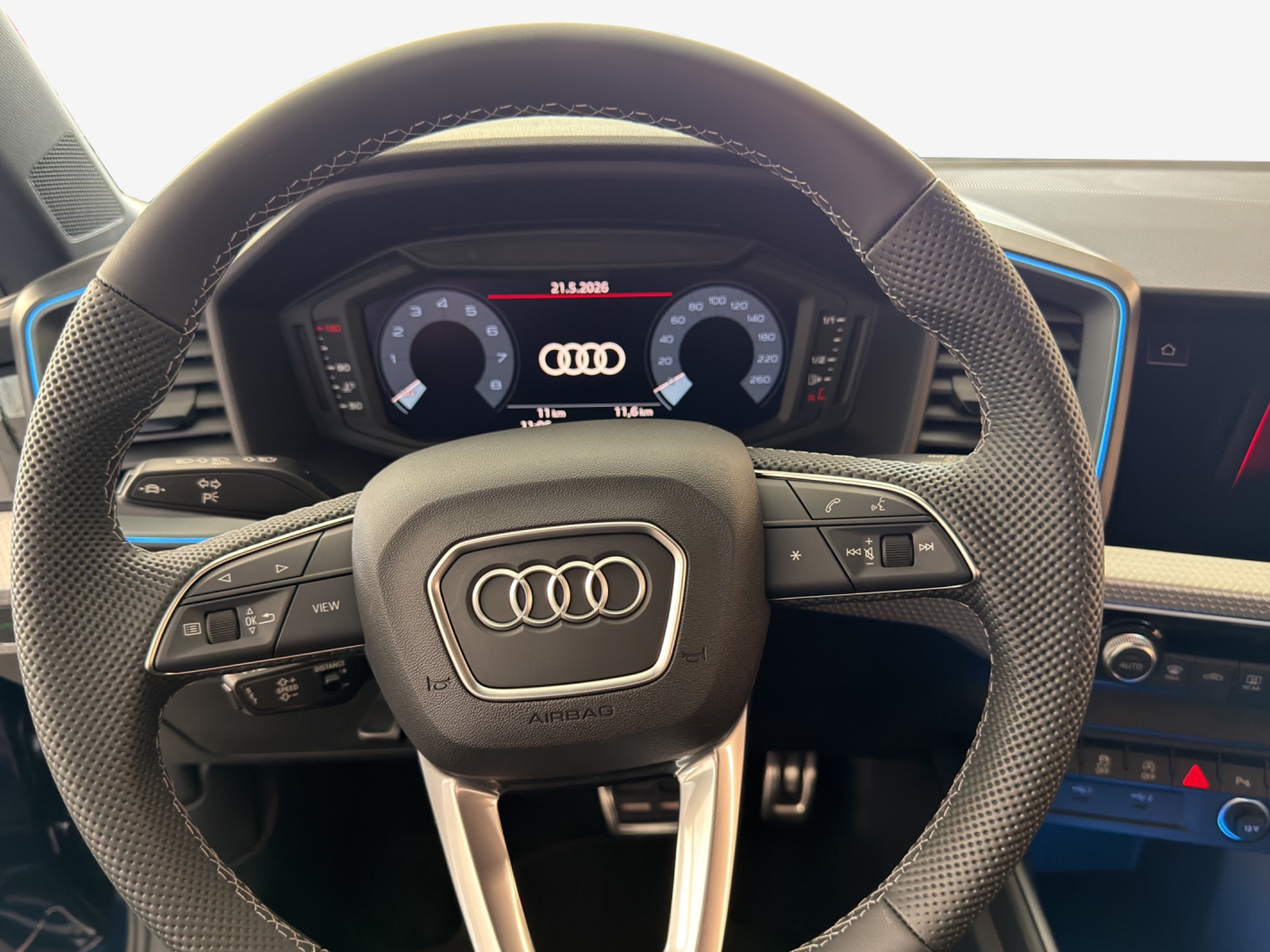 AUDI A1 Sportback 30 TFSI S-tronic-image-9