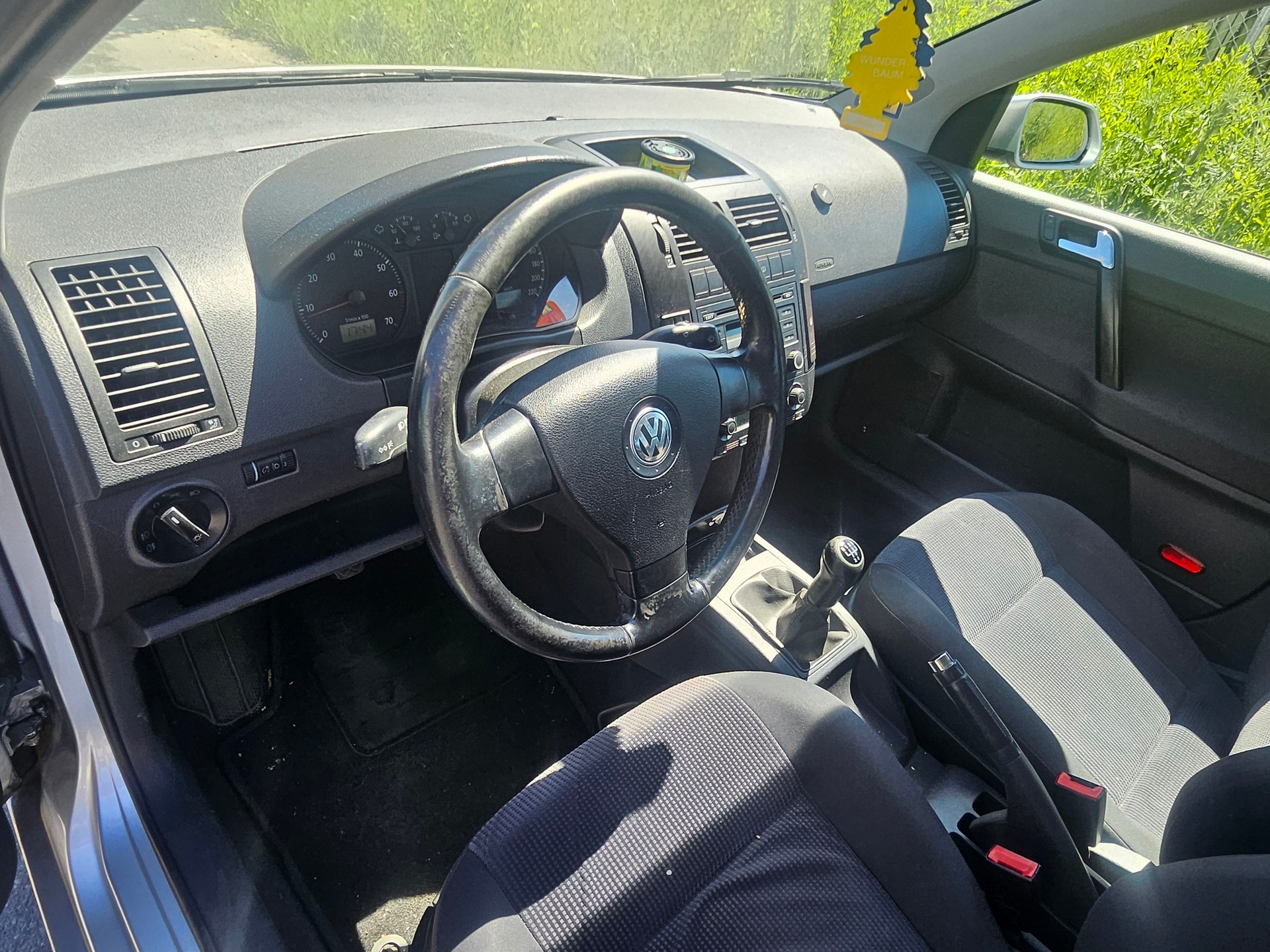 VW Polo 1.4 16V Comfortline-image-8