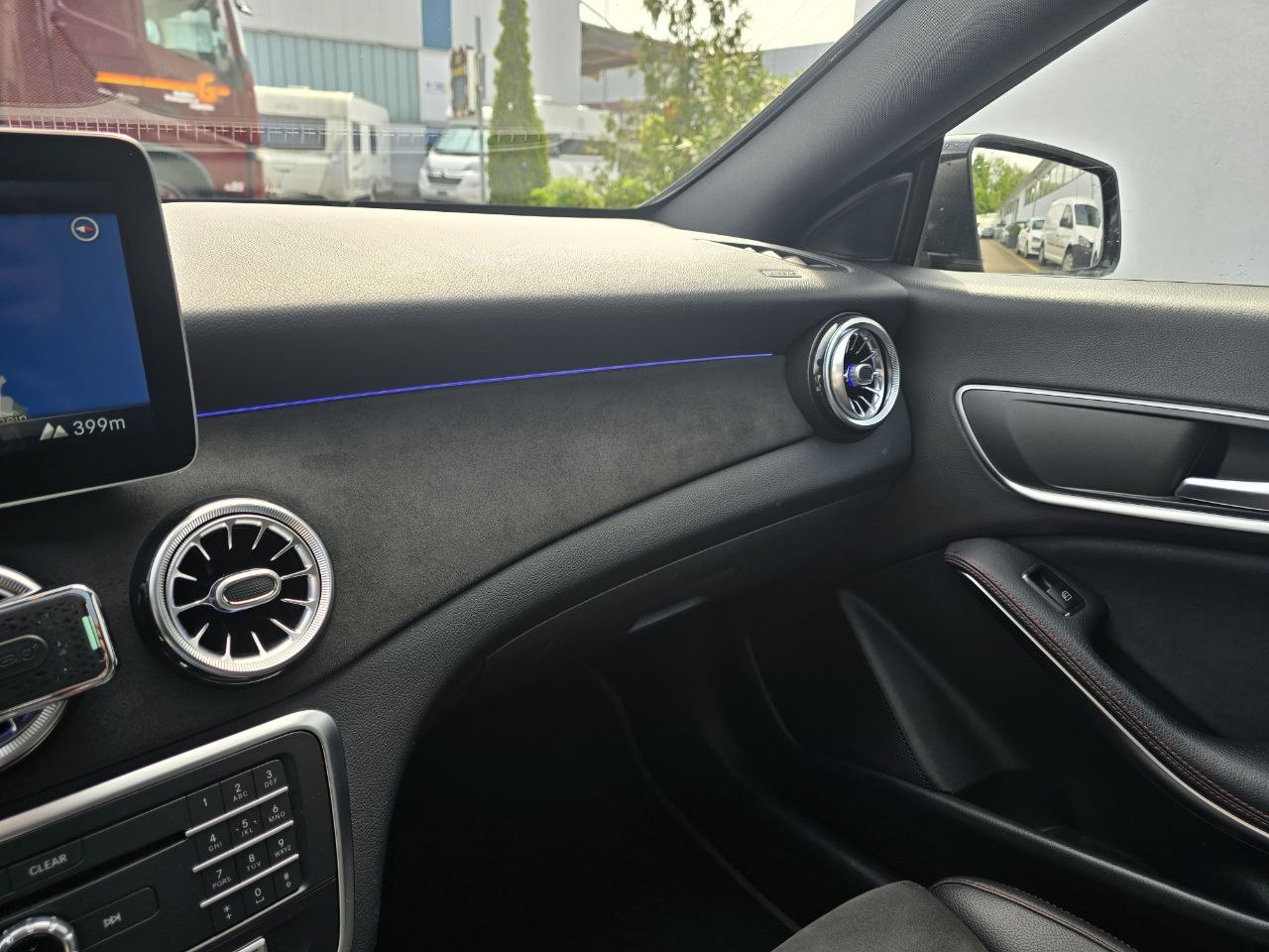 MERCEDES-BENZ CLA 250 Sport 4Matic 7G-DCT-image-18
