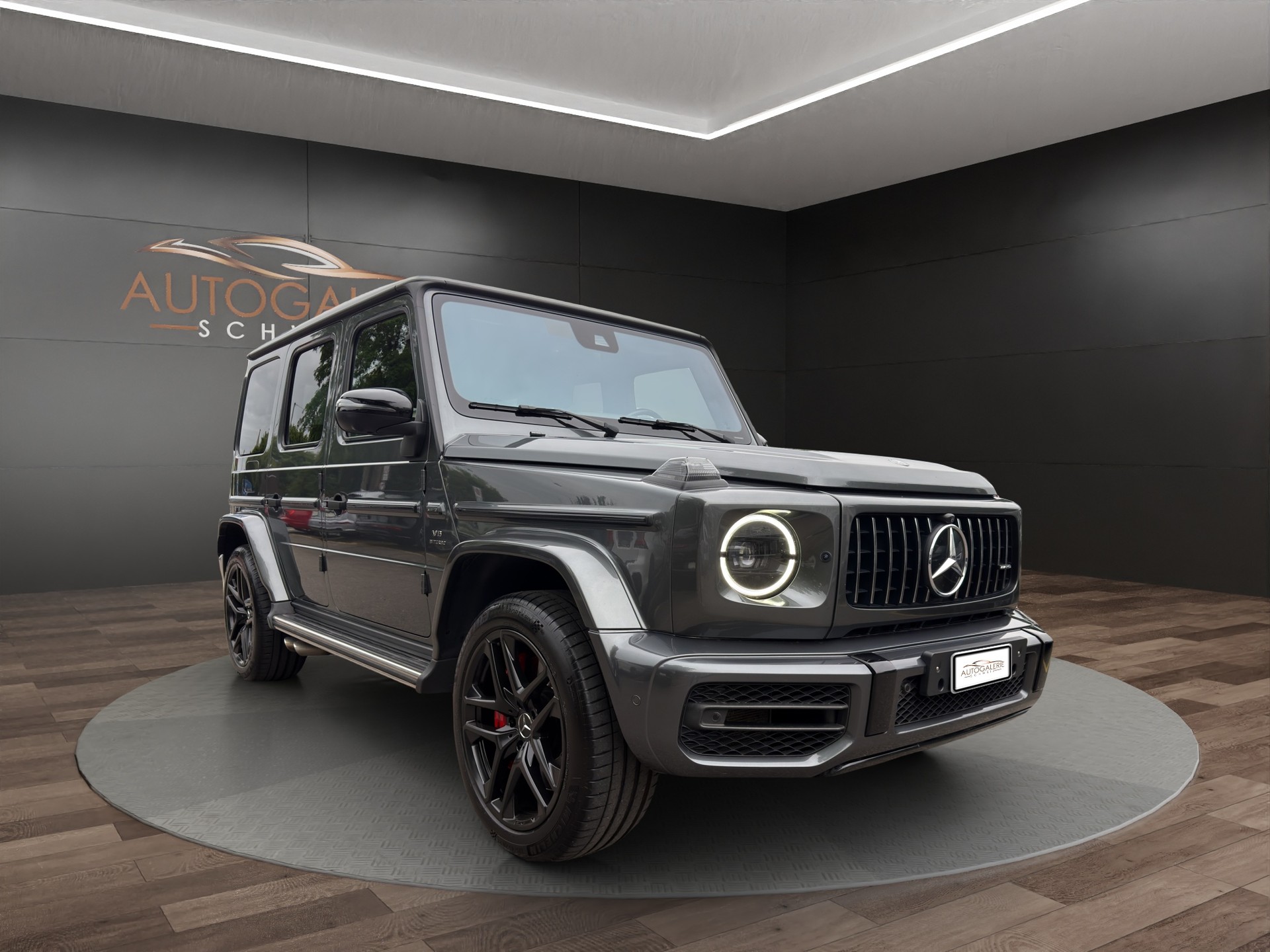 MERCEDES-BENZ G 63 AMG | CH | Erstbesitz | Massage | Multibeam | Designo Graphit | AMG Night | Widescreen | TV | AHK | EUR.1 Möglich |-image-6