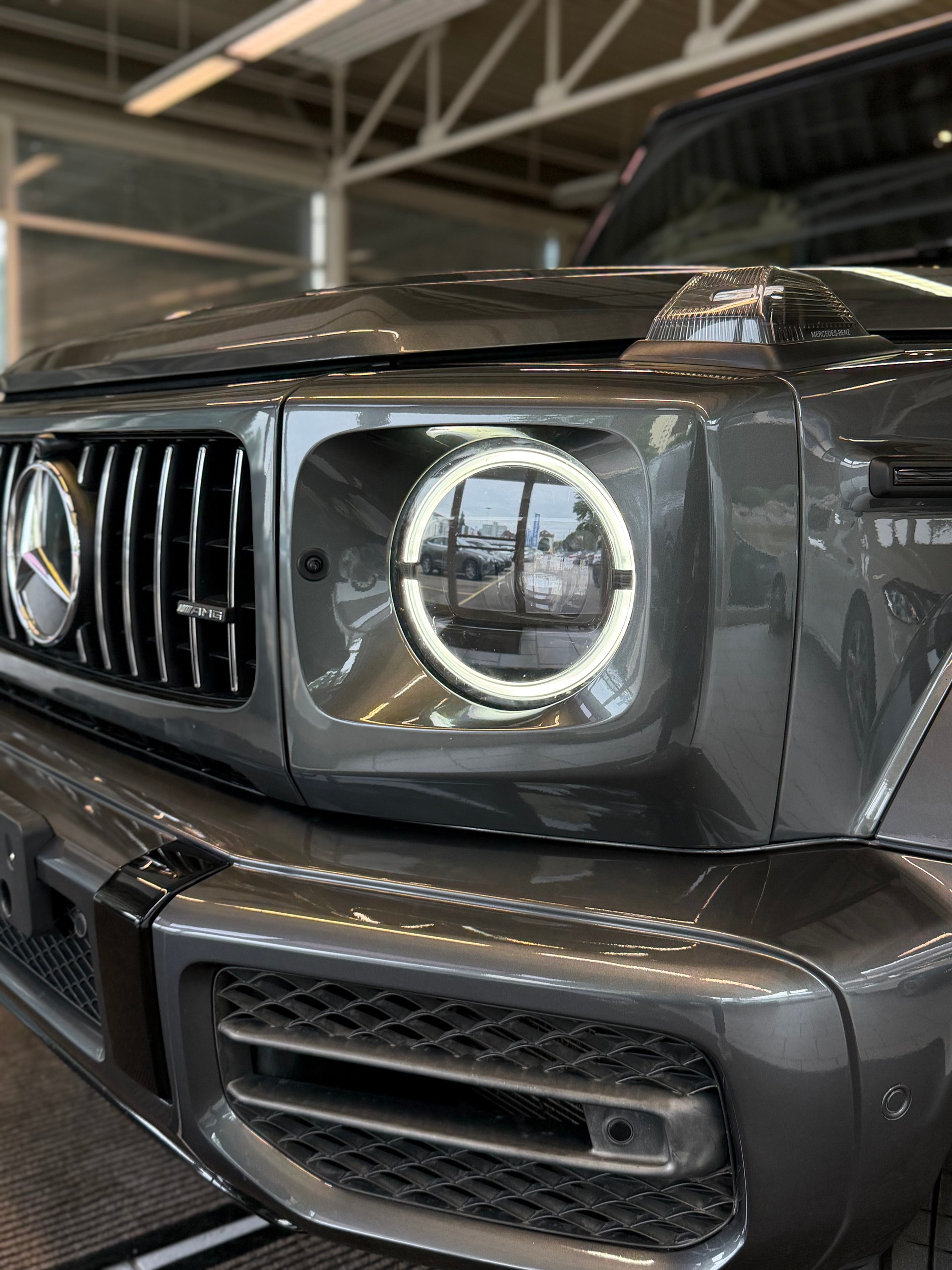 MERCEDES-BENZ G 63 AMG | CH | Erstbesitz | Massage | Multibeam | Designo Graphit | AMG Night | Widescreen | TV | AHK | EUR.1 Möglich |-image-10