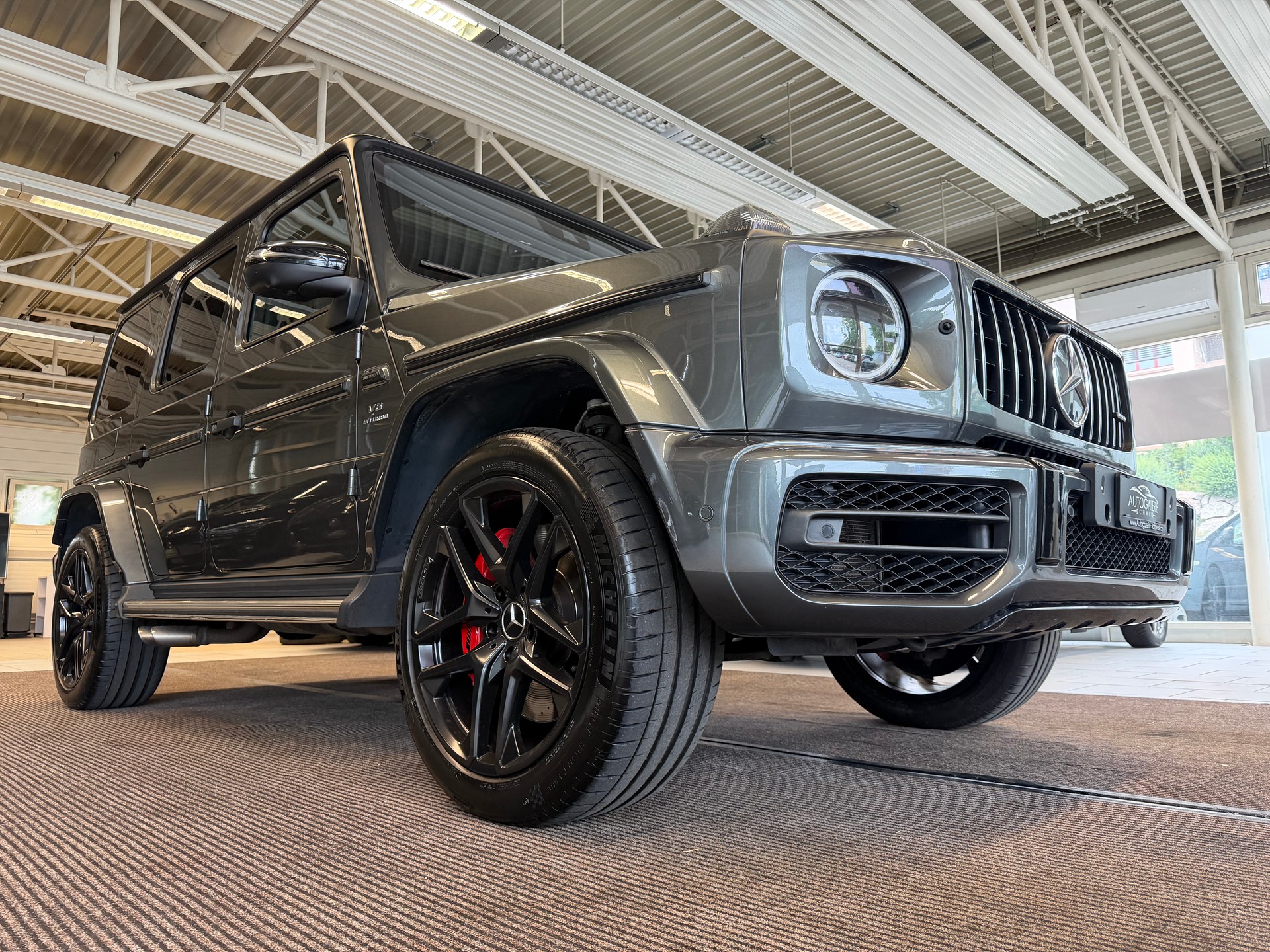 MERCEDES-BENZ G 63 AMG | CH | Erstbesitz | Massage | Multibeam | Designo Graphit | AMG Night | Widescreen | TV | AHK | EUR.1 Möglich |-image-39