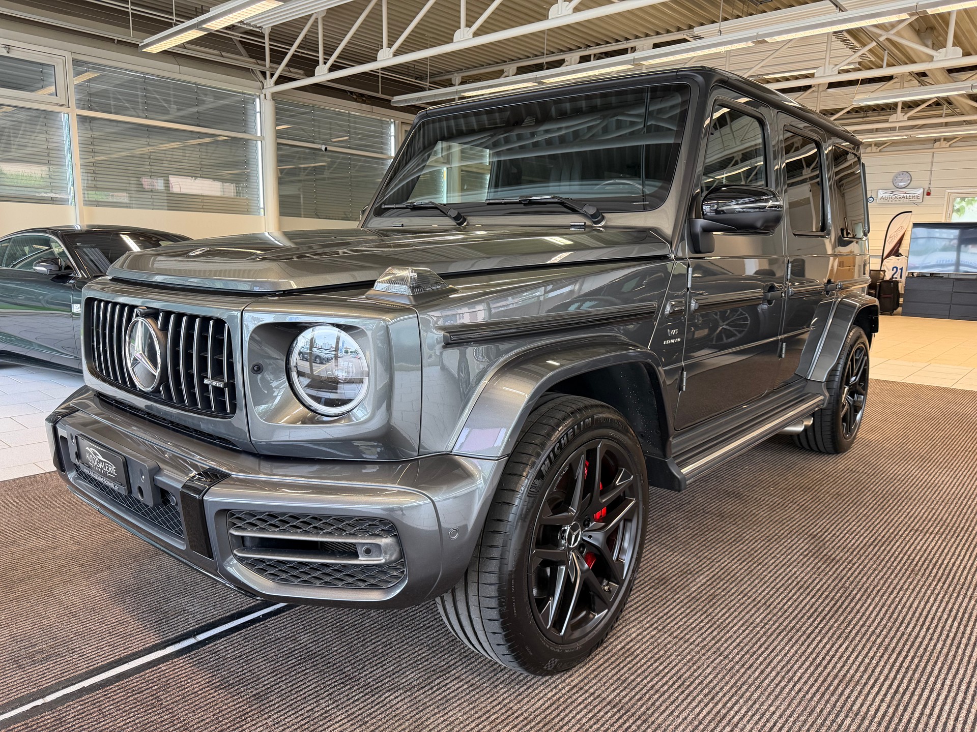 MERCEDES-BENZ G 63 AMG | CH | Erstbesitz | Massage | Multibeam | Designo Graphit | AMG Night | Widescreen | TV | AHK | EUR.1 Möglich |-image-41